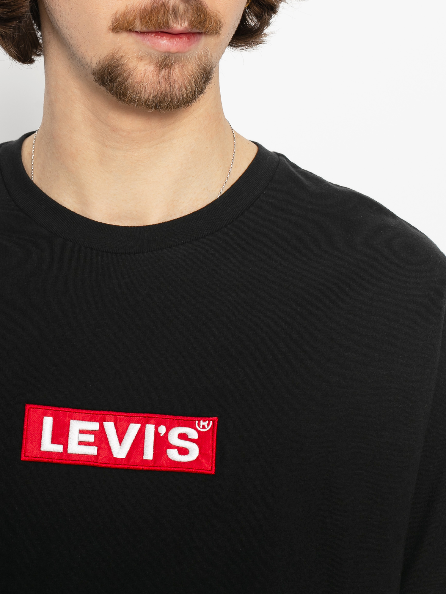 Levi's® Relaxed Graphic Box Tab T-shirt (black)