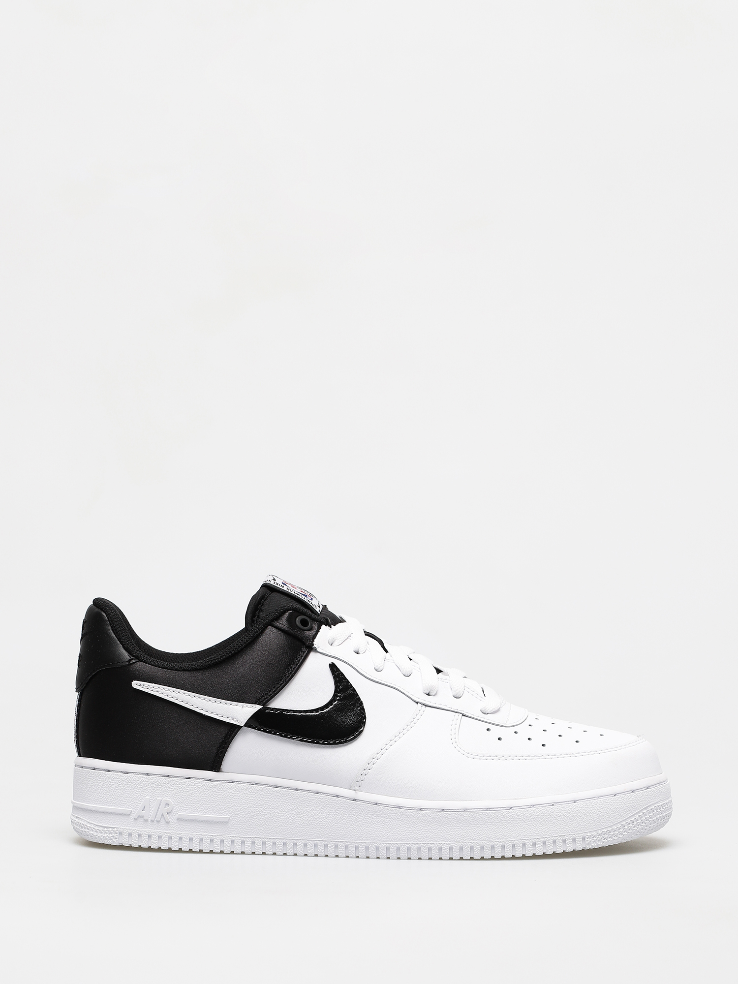 Nike Air Force 1 07 Lv8 1 Shoes (white/black white)