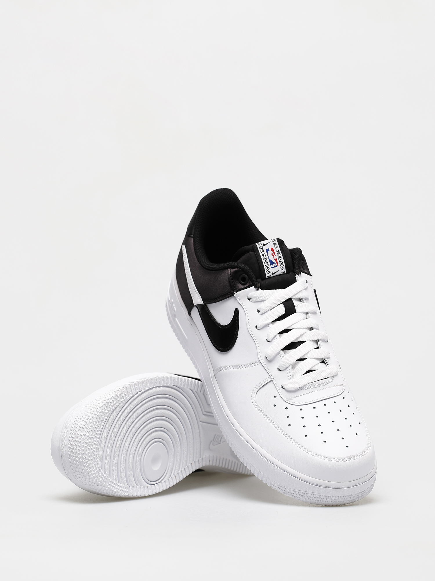 Nike Air Force 1 07 Lv8 1 Shoes (white/black white)