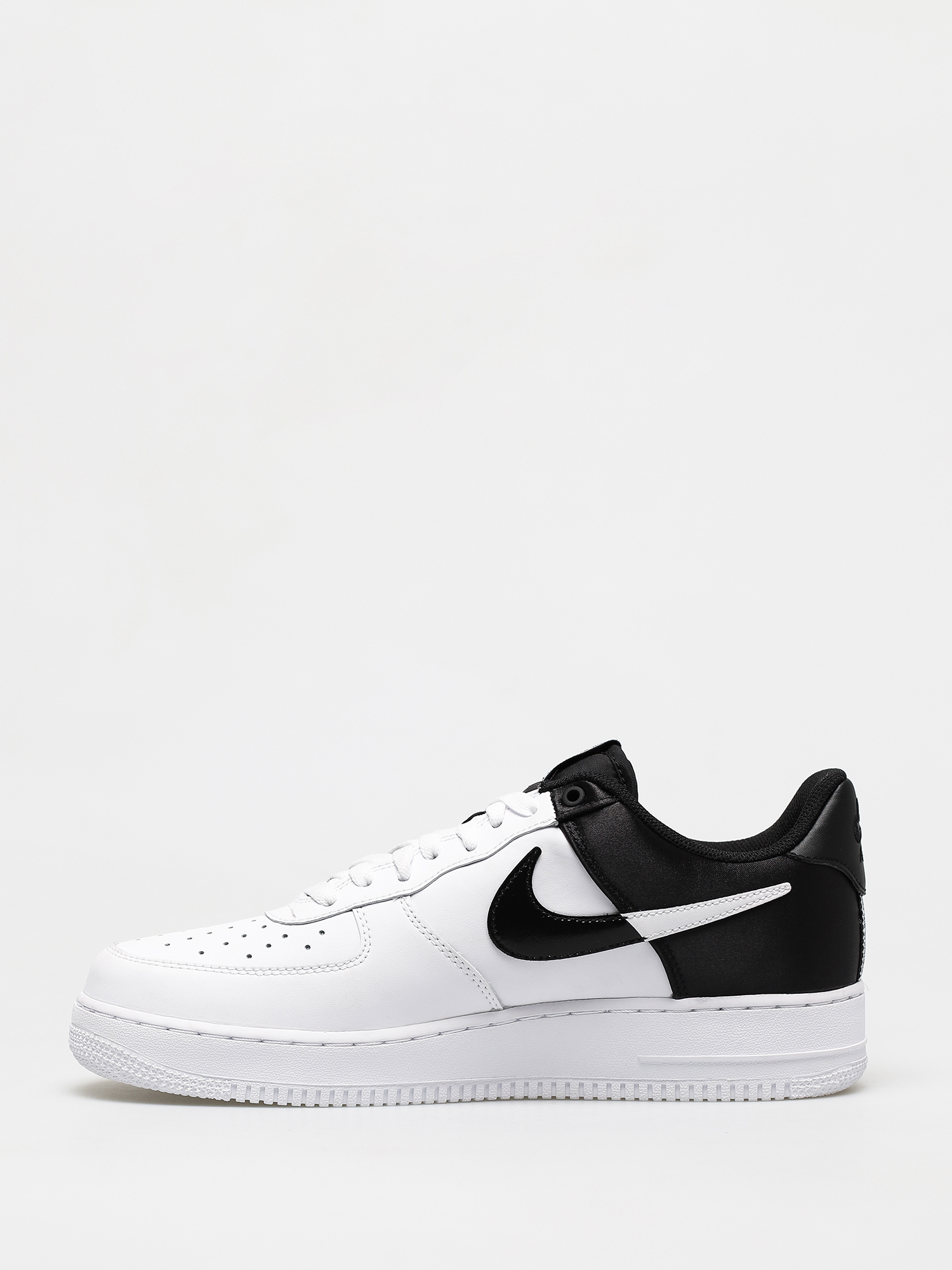 Nike Air Force 1 07 Lv8 1 Shoes (white/black white)