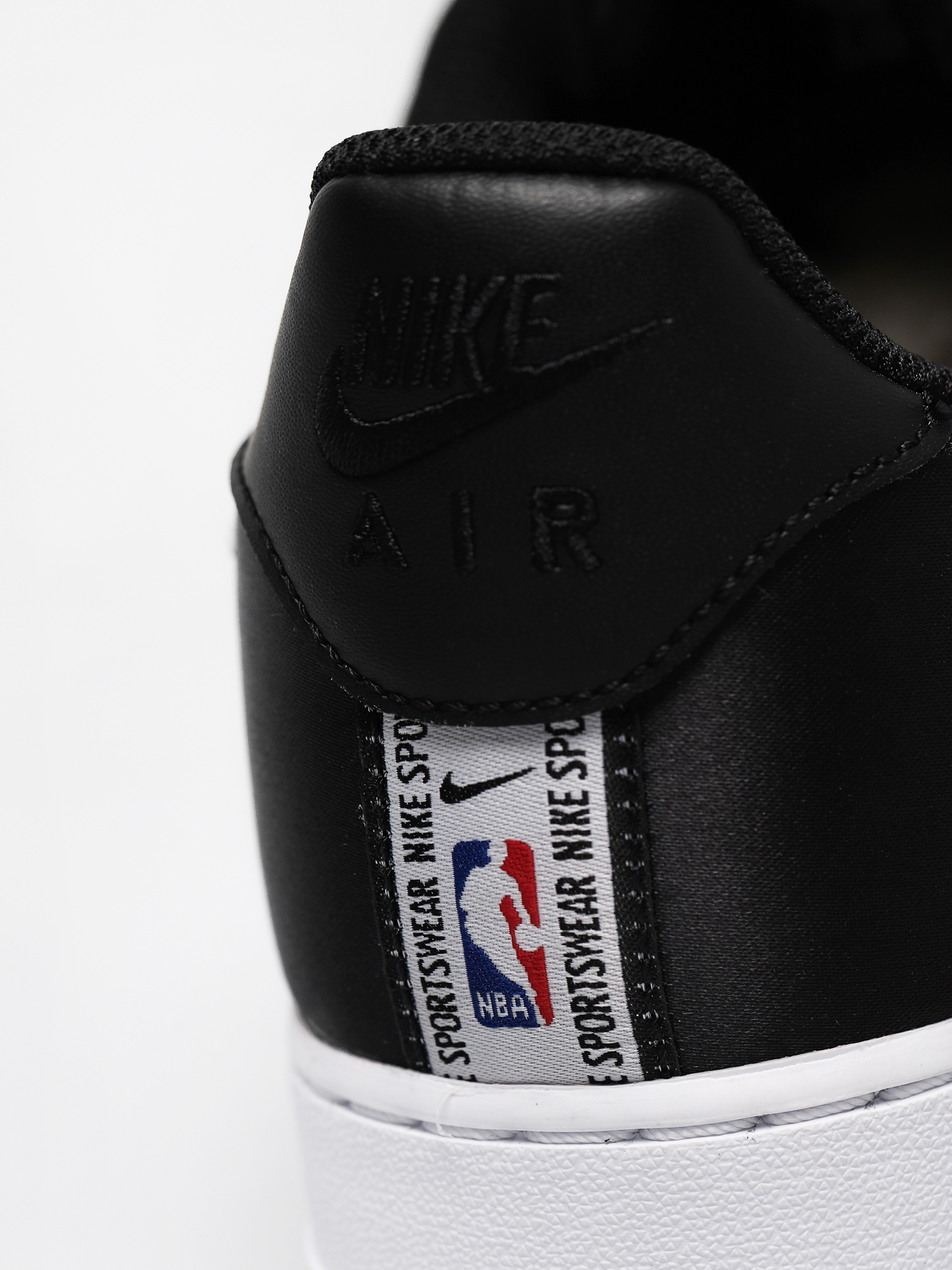 Nike Air Force 1 07 Lv8 1 Shoes (white/black white)