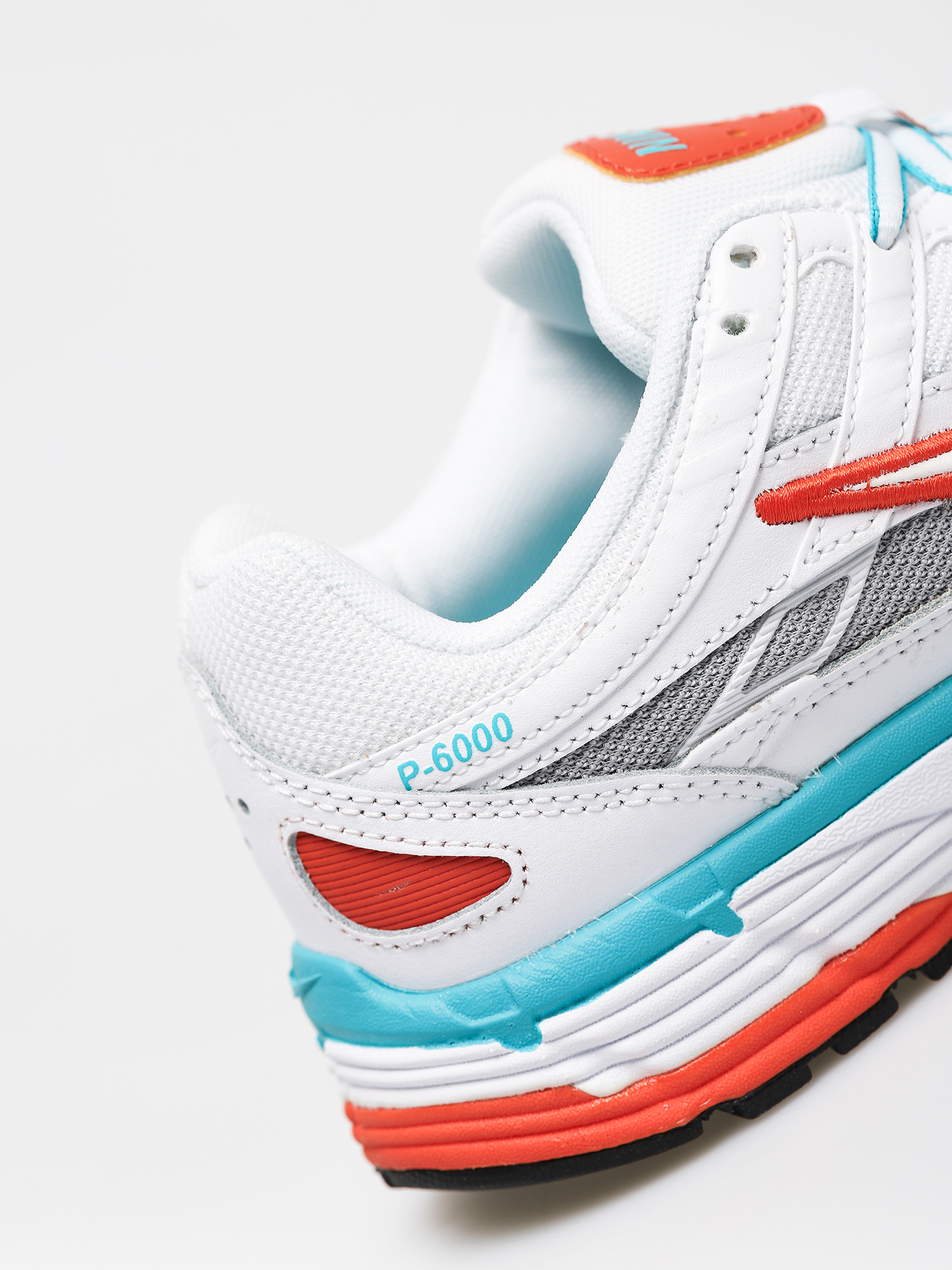 Nike P 6000 Shoes Wmn (white/white oracle aqua magic flamingo)