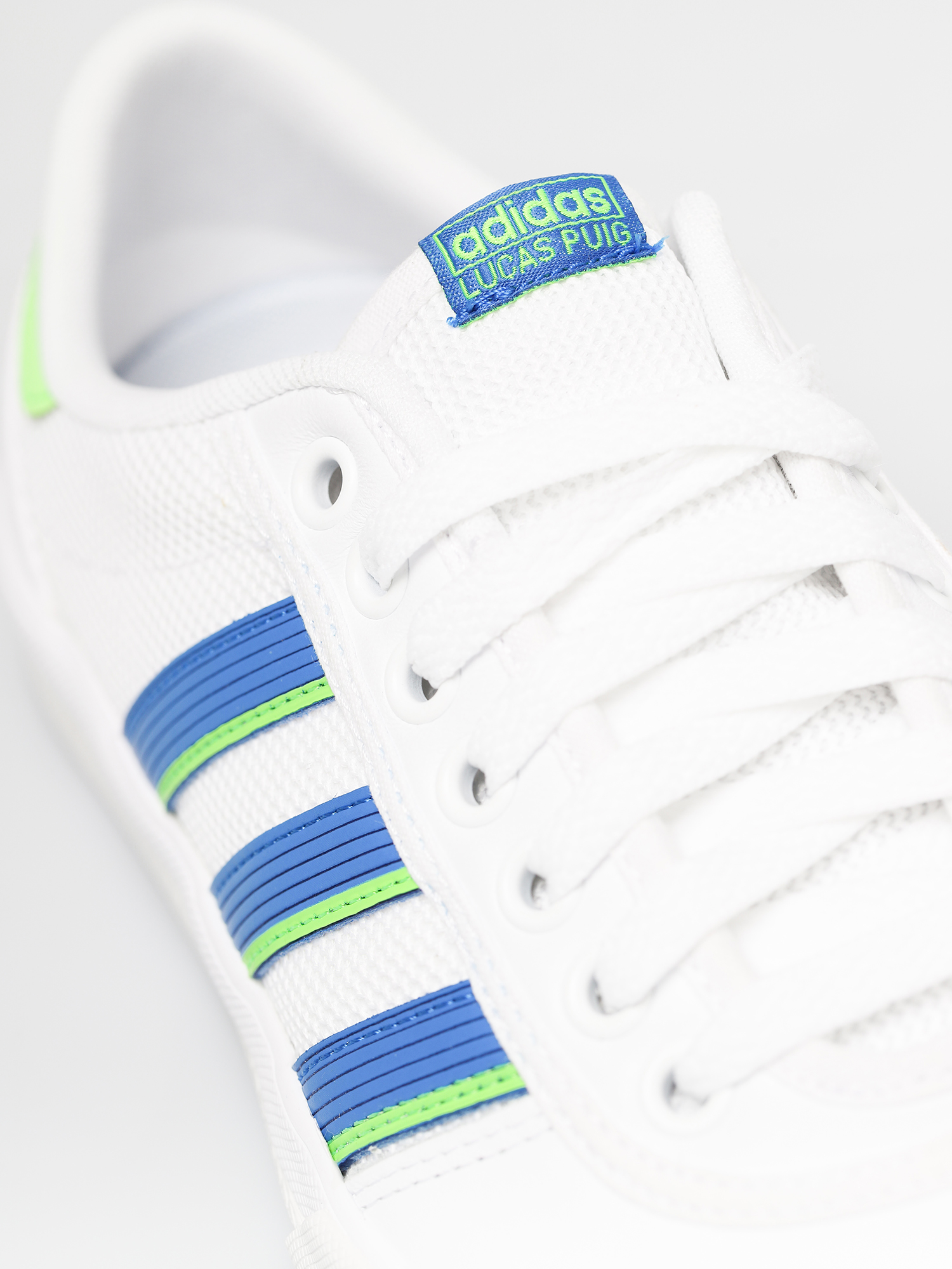 adidas Lucas Premiere Schuhe (ftwwht/globlu/siggnr)