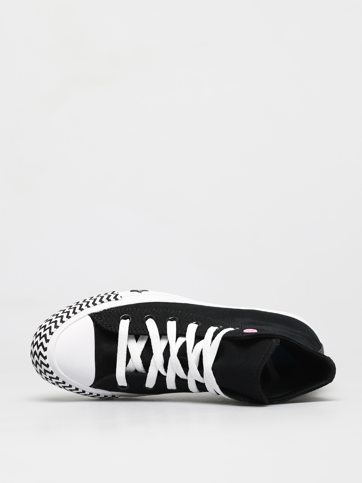 ball black converse