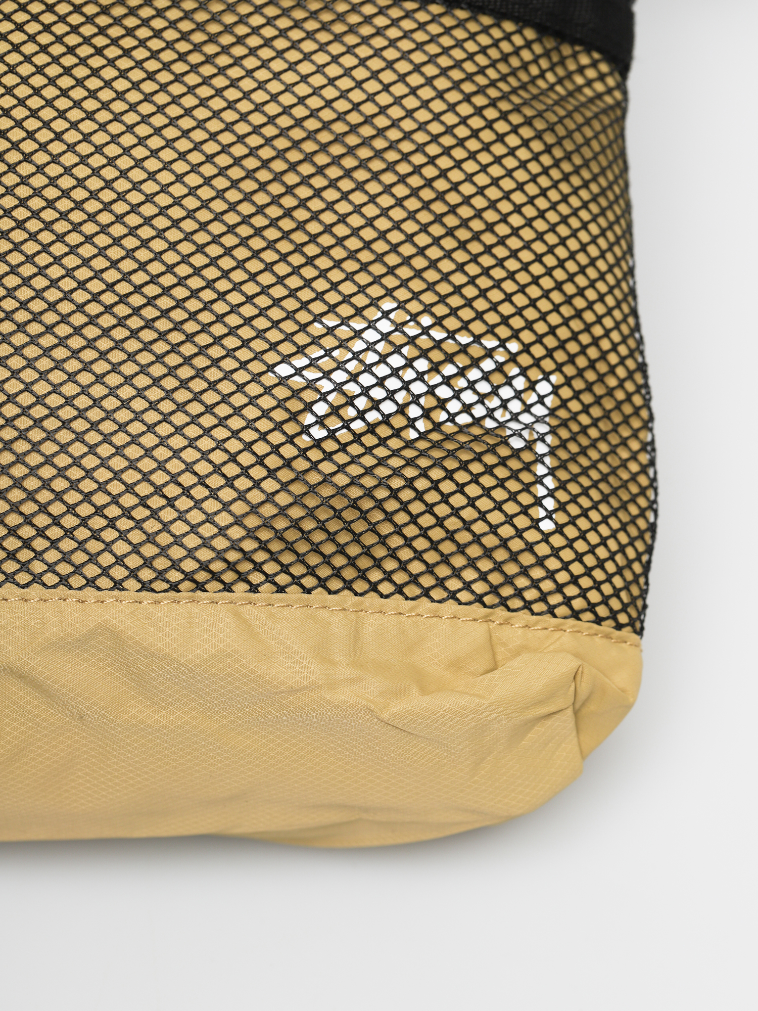 Stussy Light Weight Shoulder Schultertasche Wmn (gold)