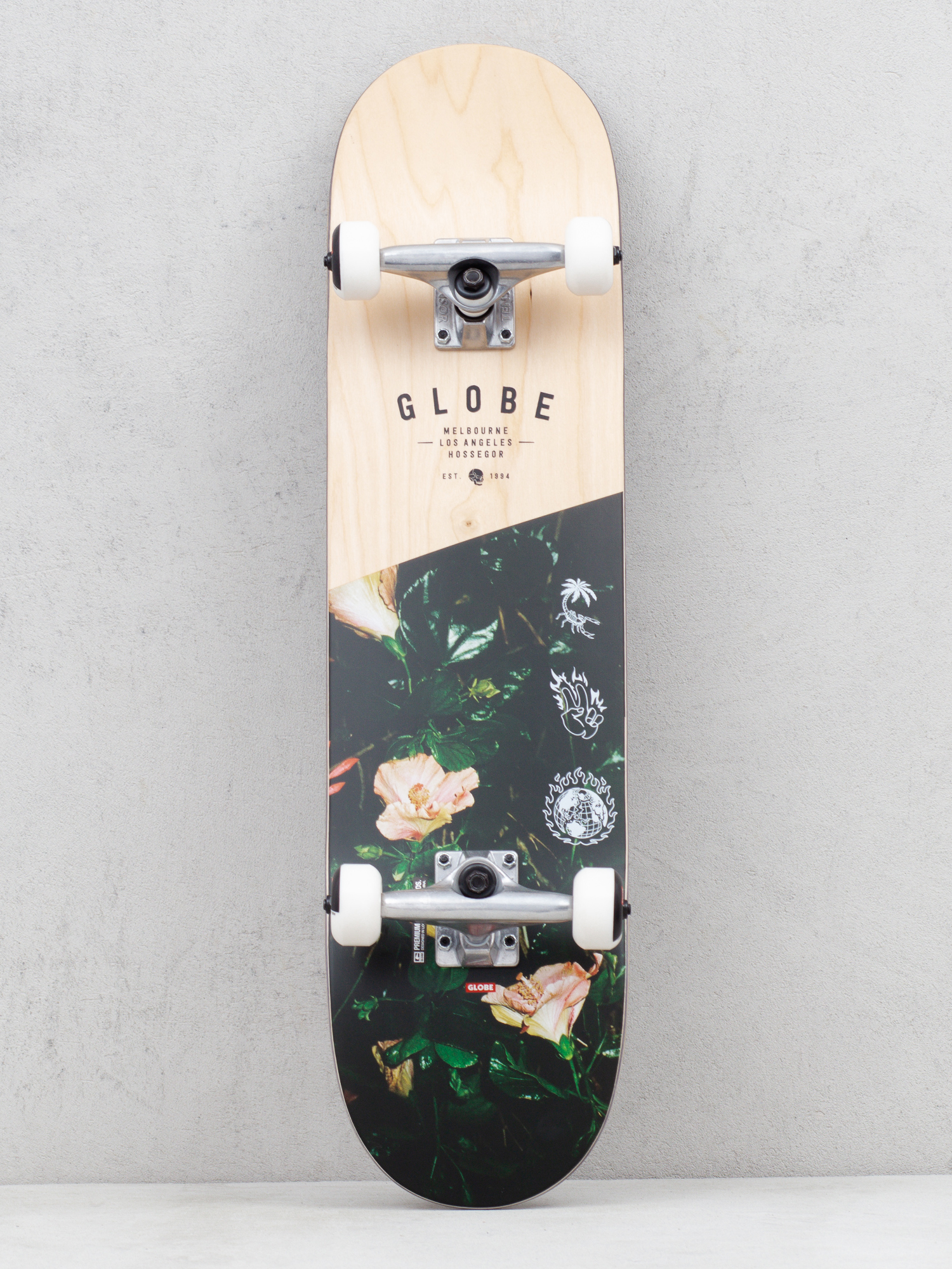 Globe G1 Insignia Skateboard (maple/thornbush)