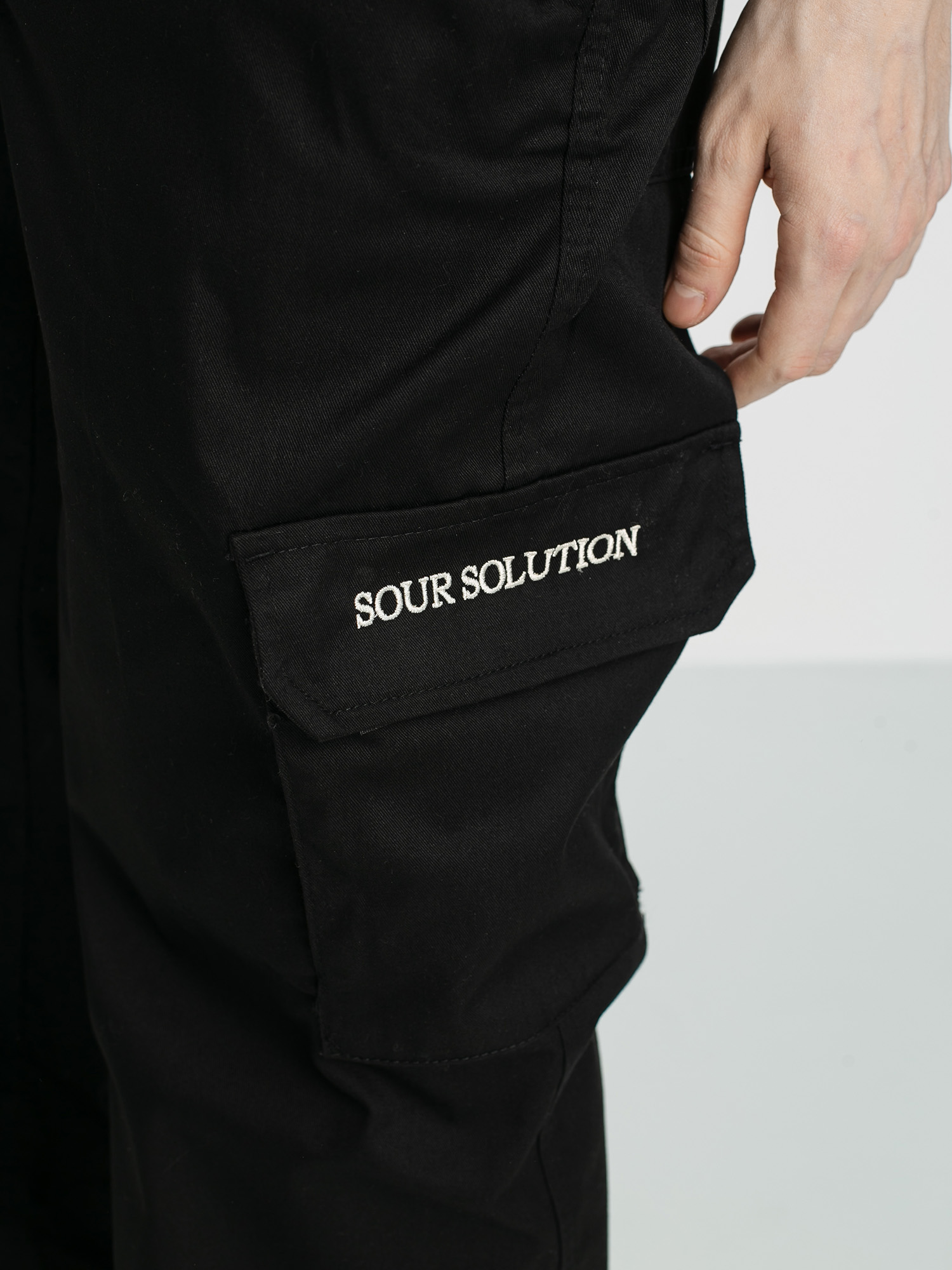 Sour Solution Cargo Pants (black)