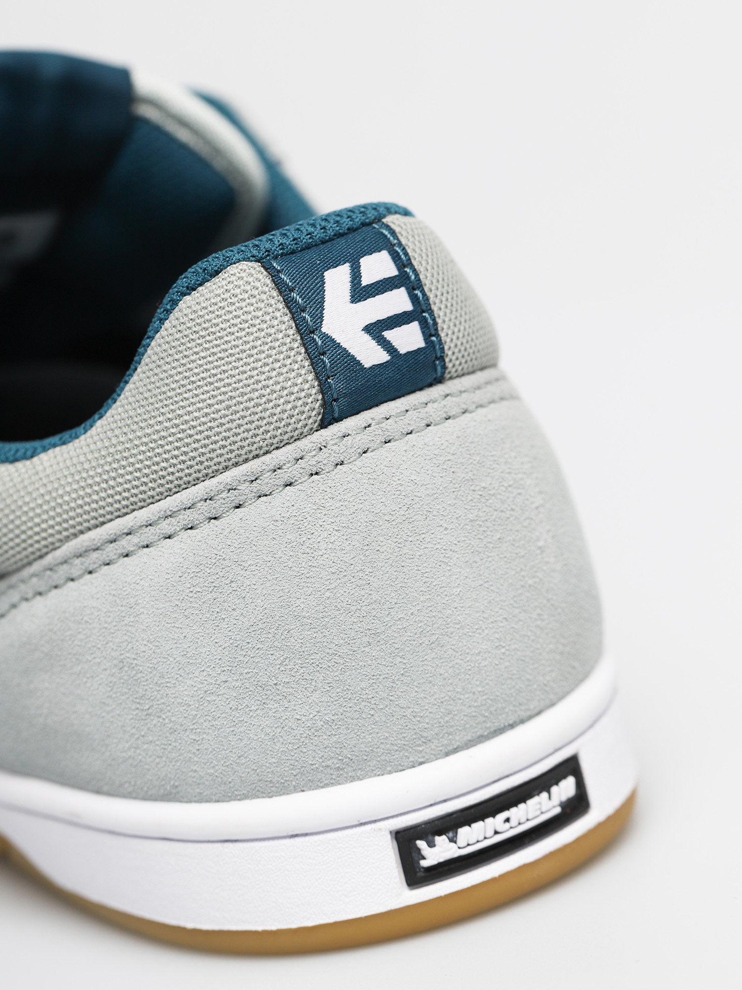 etnies marana 42