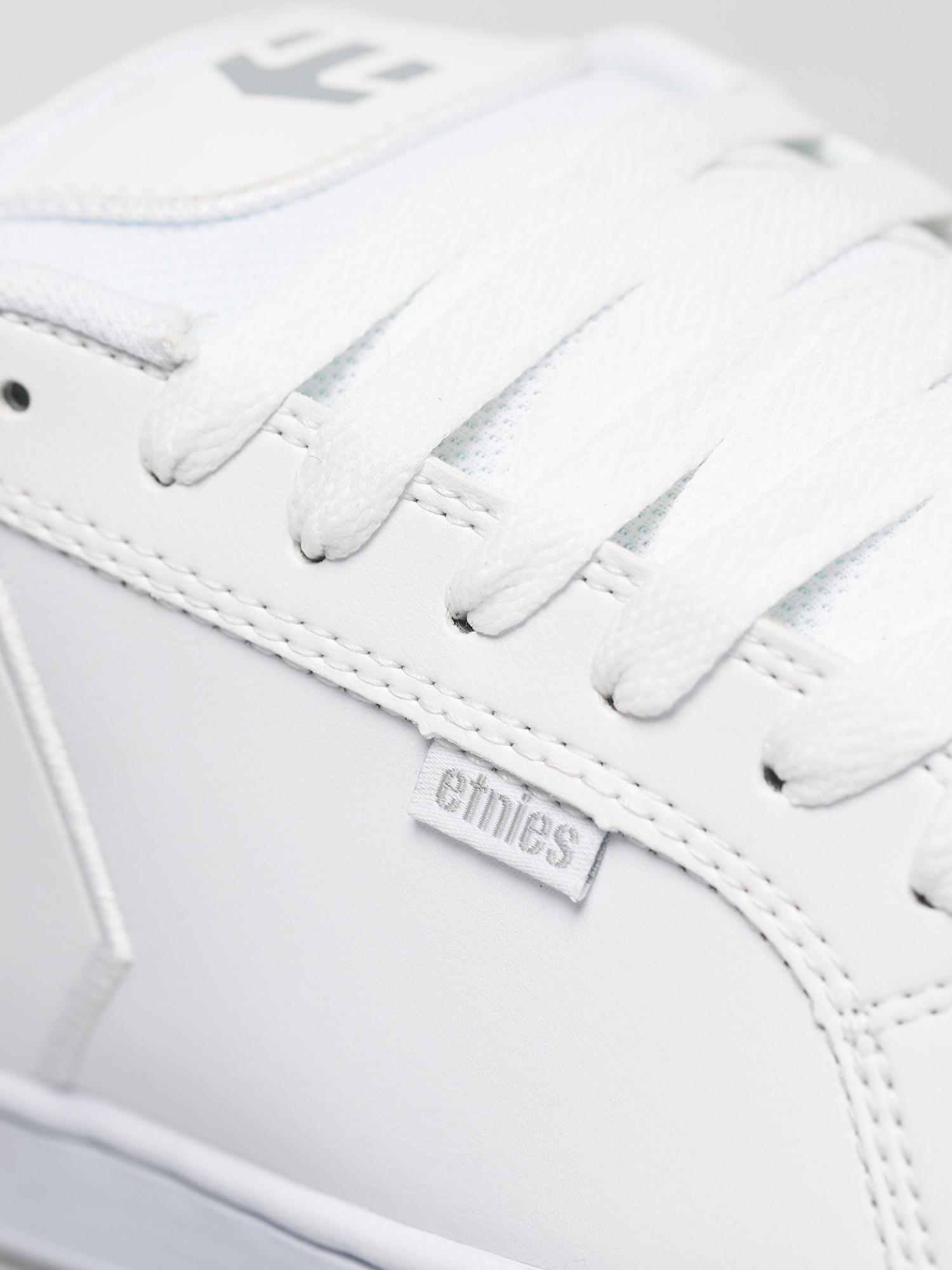 Etnies Fader Shoes (white/white/reflective)