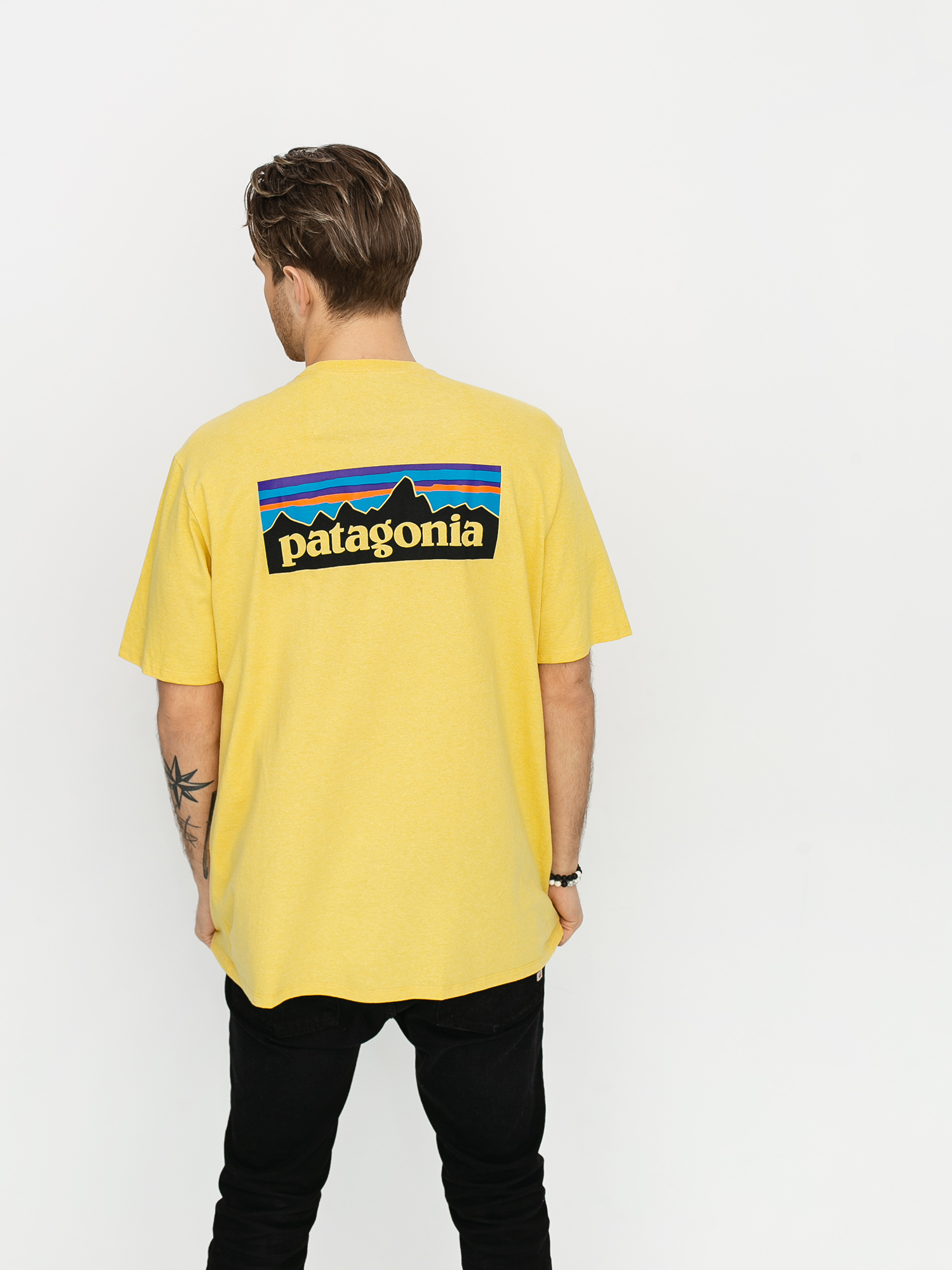 Patagonia surfboard deals yellow t shirt