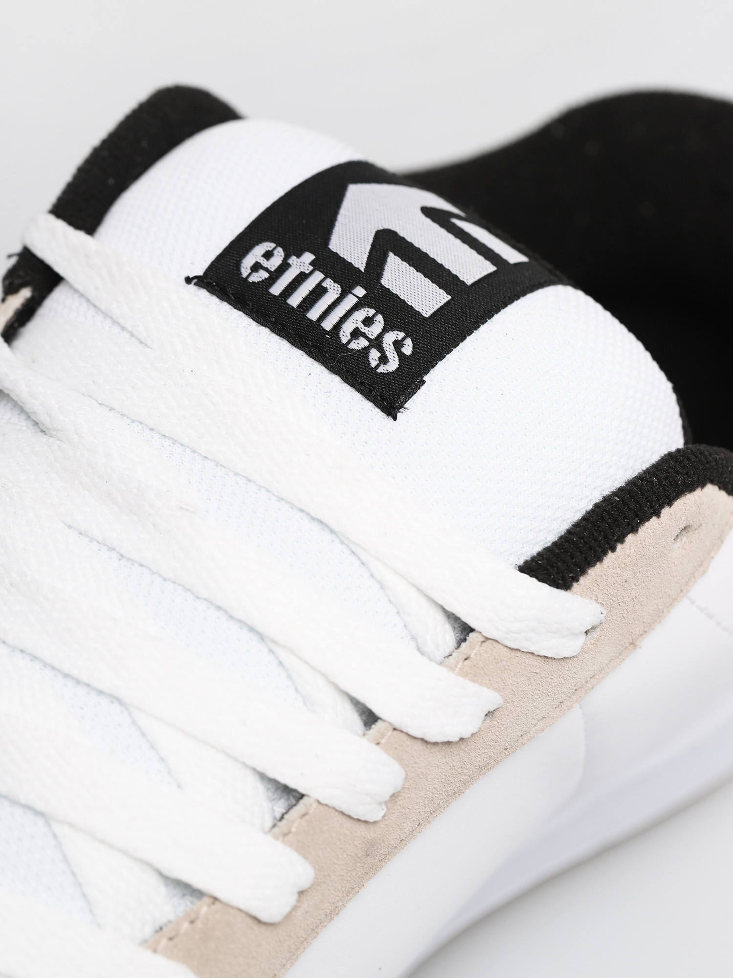 Etnies Kingpin Shoes (white/white/gum)