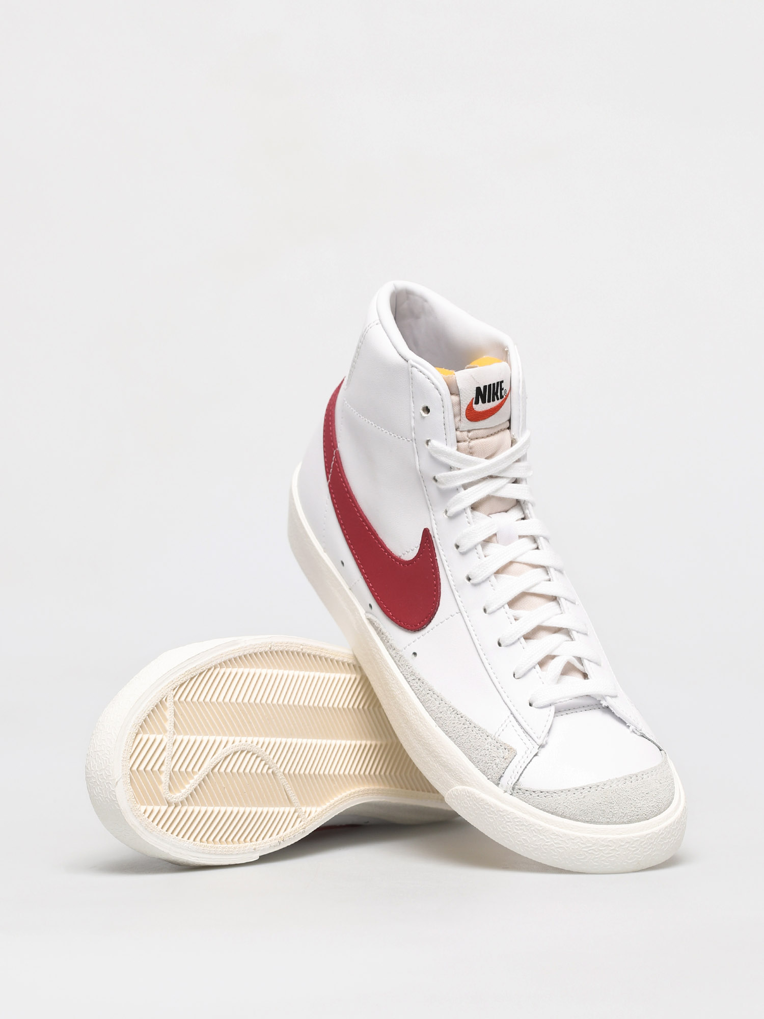 Nike Blazer Mid 77 Vintage Shoes white (white/worn brick sail)