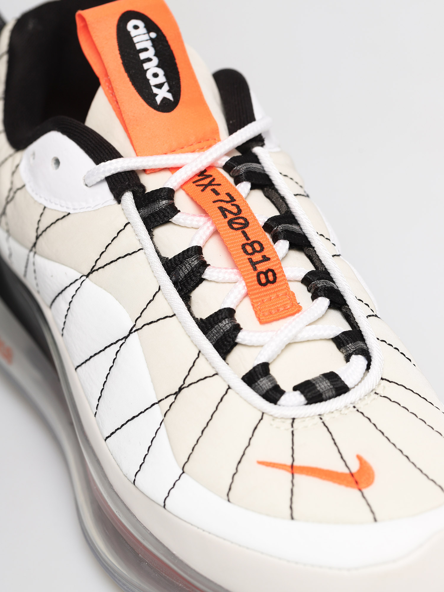 Nike Mx 720 818 Shoes Wmn (sail/white black metallic silver)