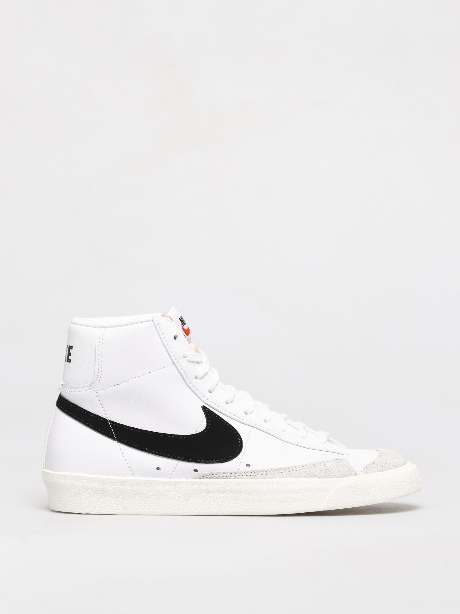 Nike Blazer Mid 77 Vintage Shoes (white/black)