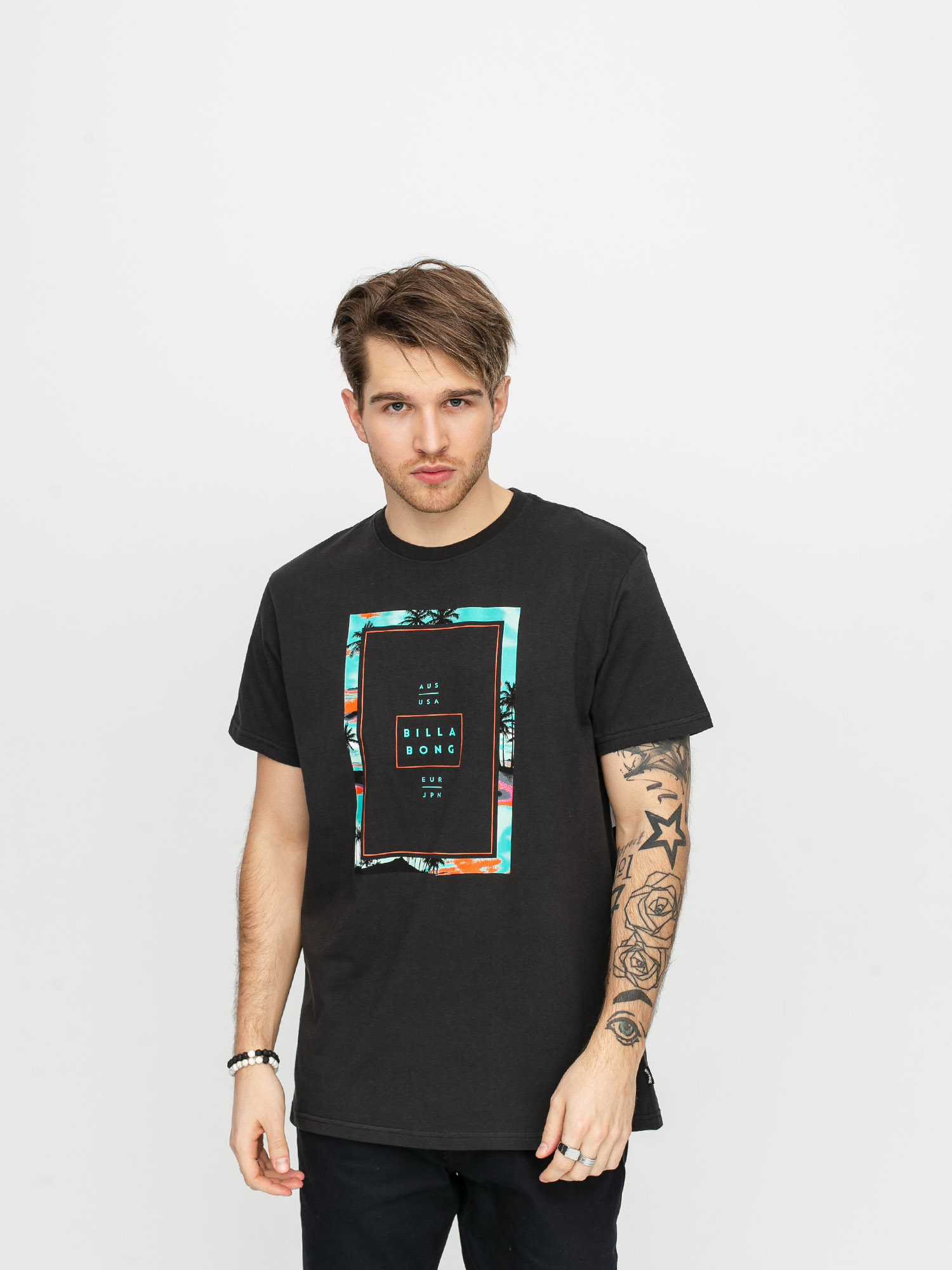 black billabong t shirt