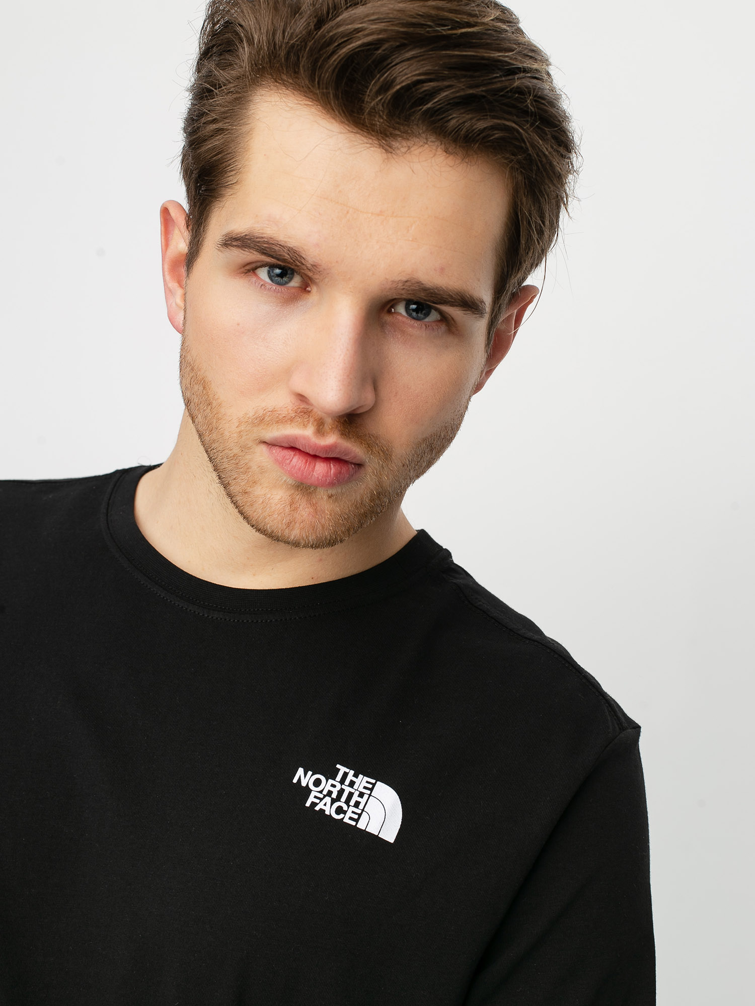 The North Face Redbox T-shirt (black)