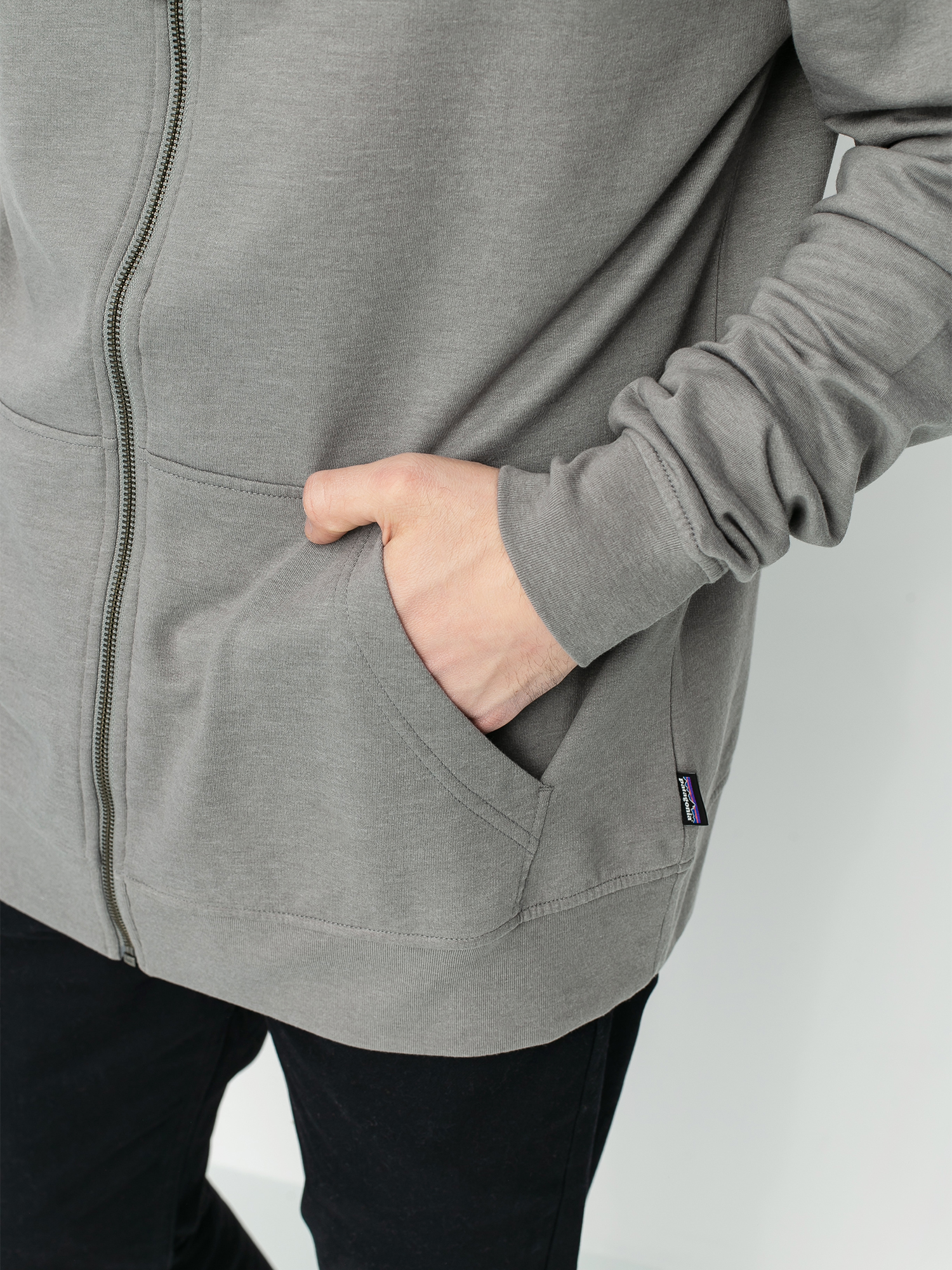 Patagonia Fitz Roy Scope Lightweight ZHD Hoodie (feather grey)