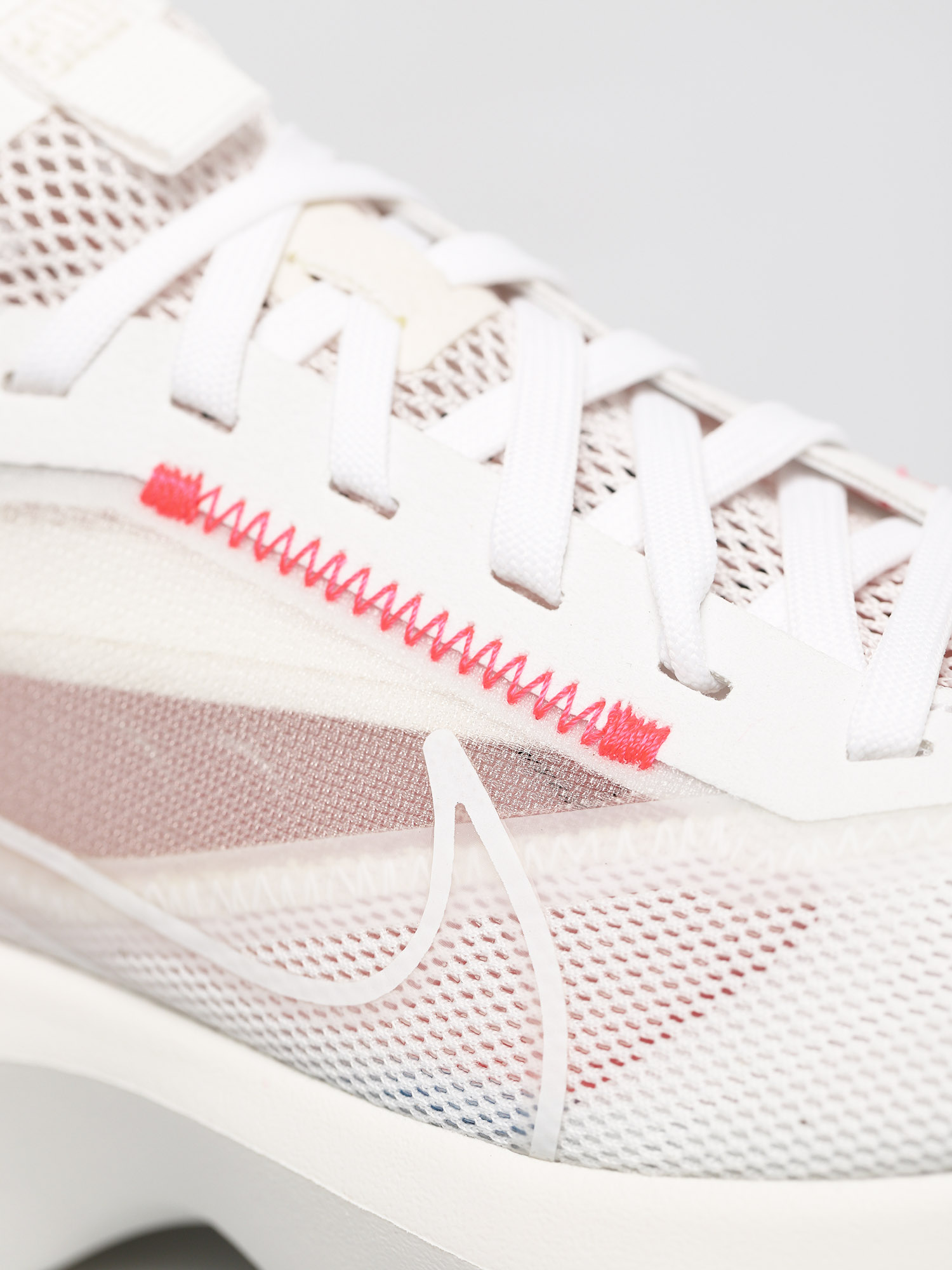 Nike Vista Lite Shoes Wmn (white/white laser crimson photon dust)