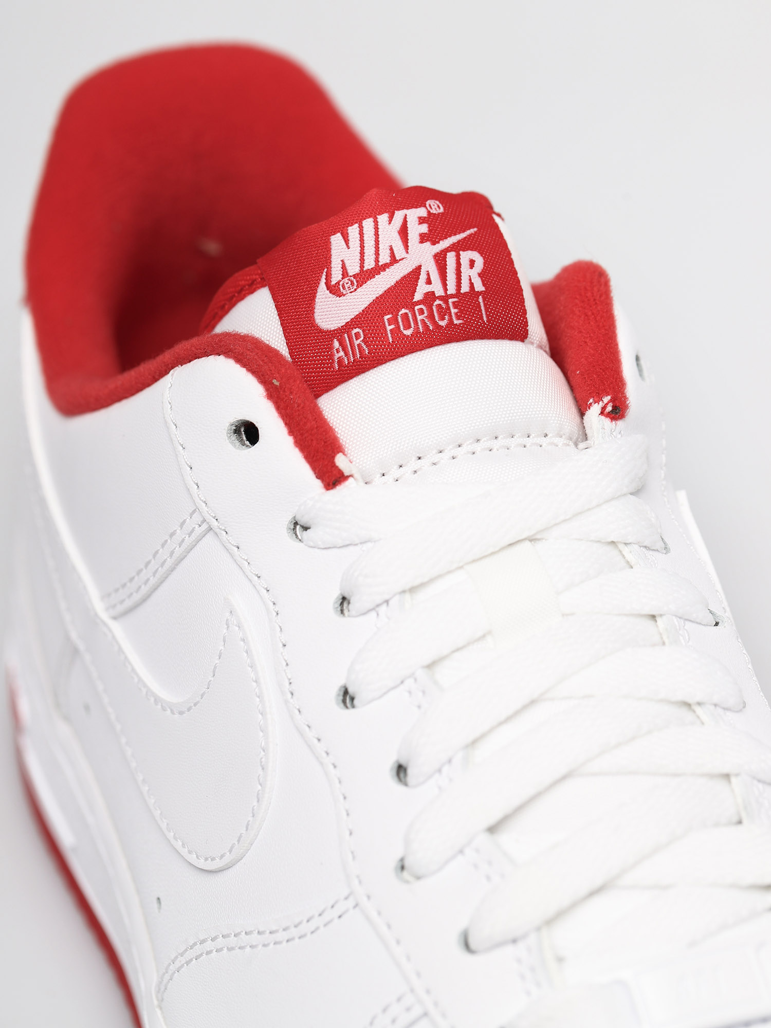 Nike Air Force 1 07 1 Schuhe (white/university red)