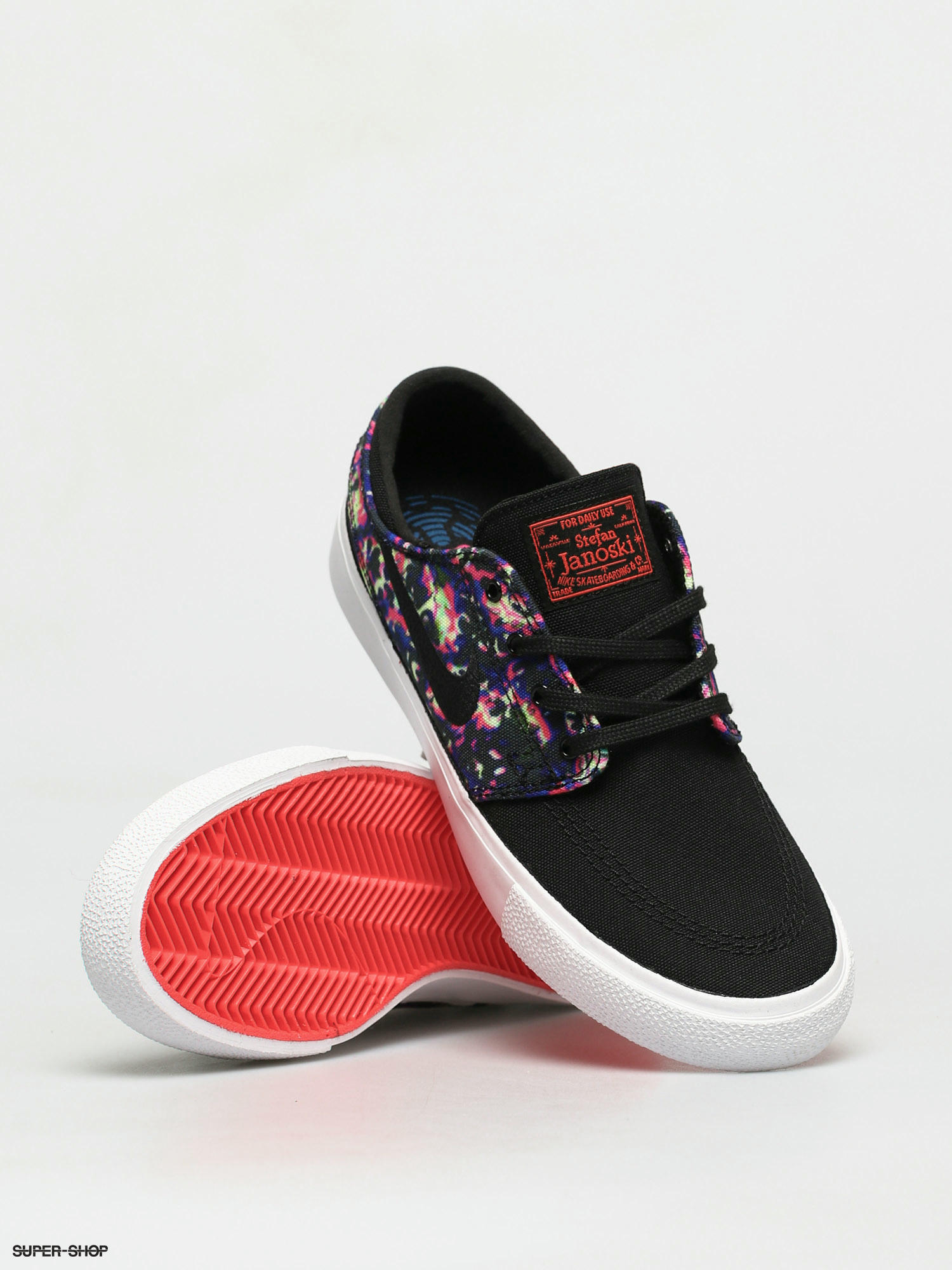 nike janoski black black