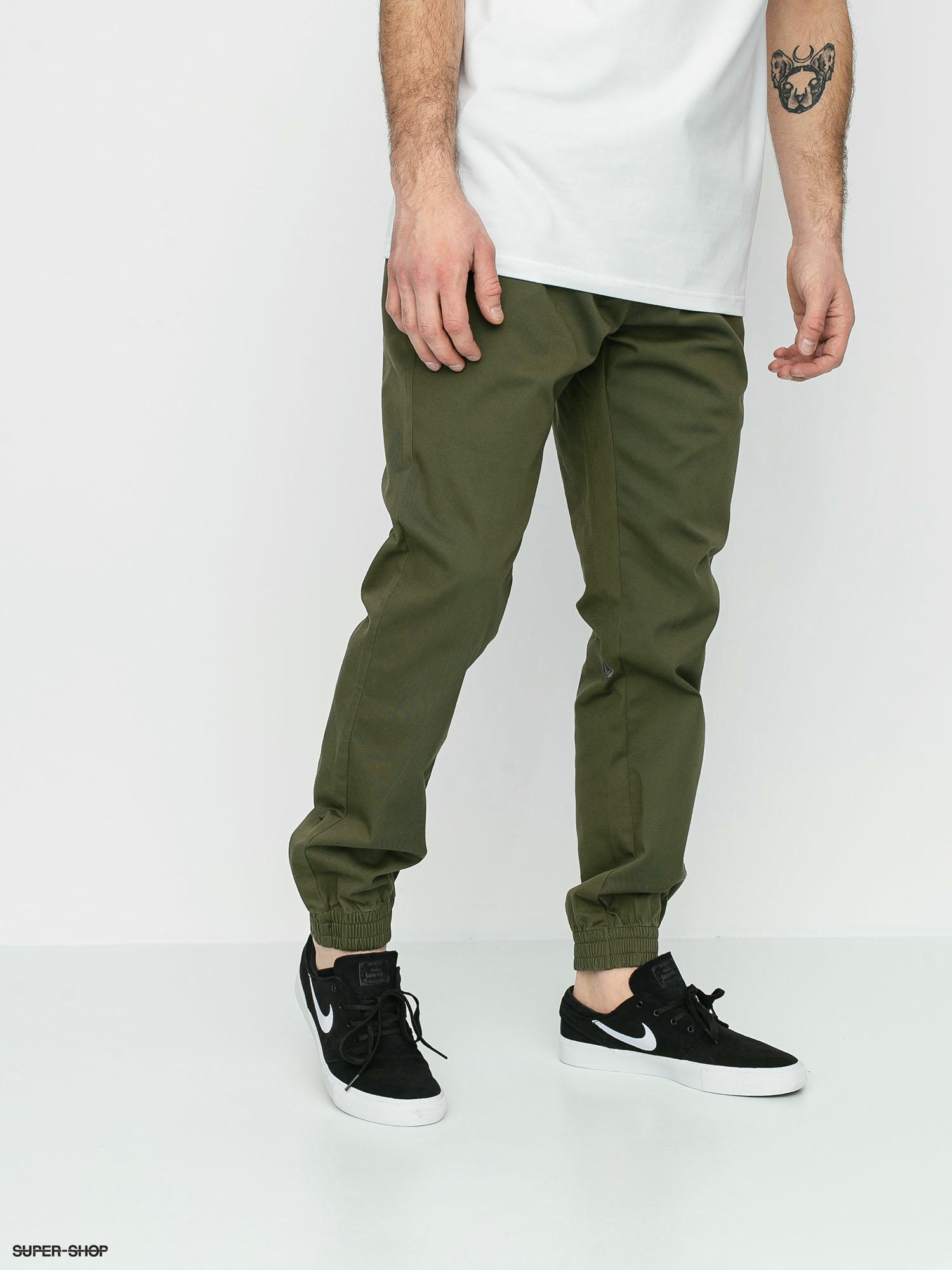 military tapered pants