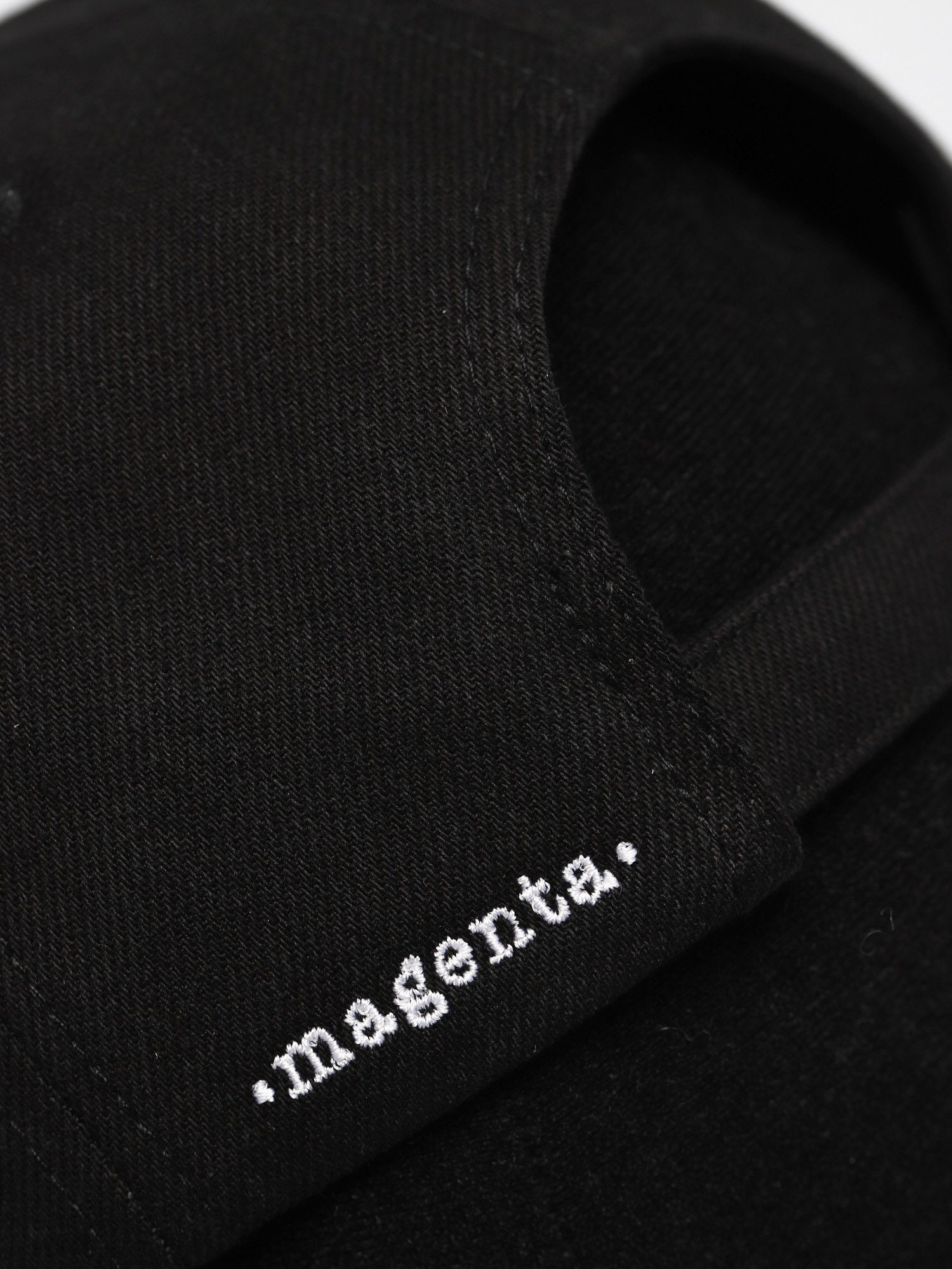 Magenta Touctouc 6P ZD Cap (black)