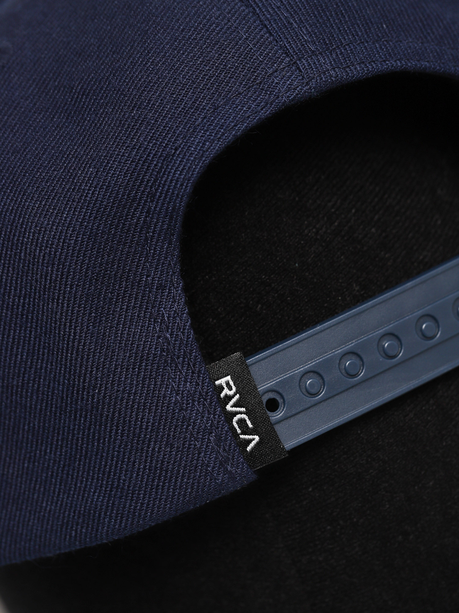 RVCA Va Patch Snapback ZD Cap (navy/red)