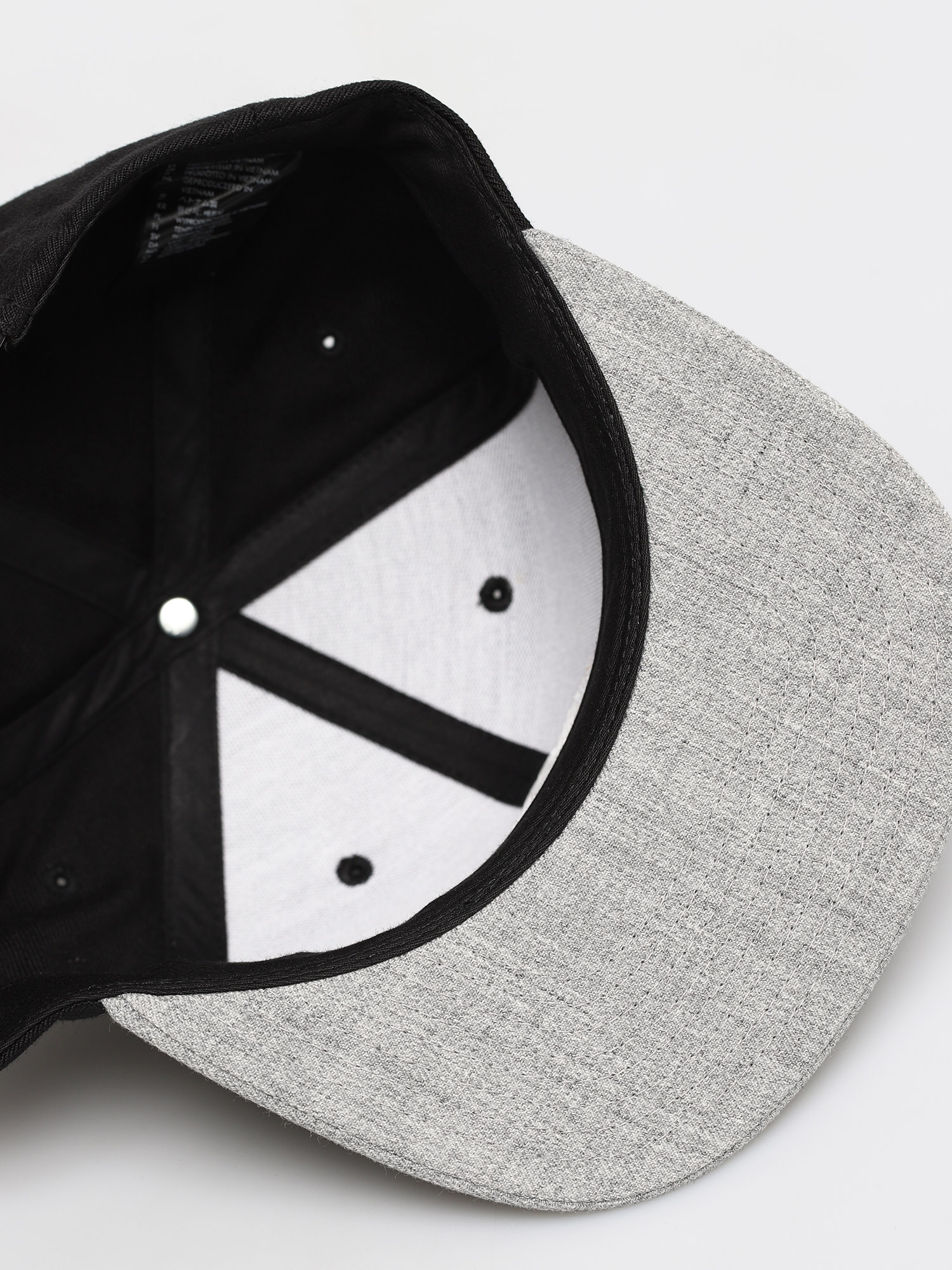 brixton oath iii snapback