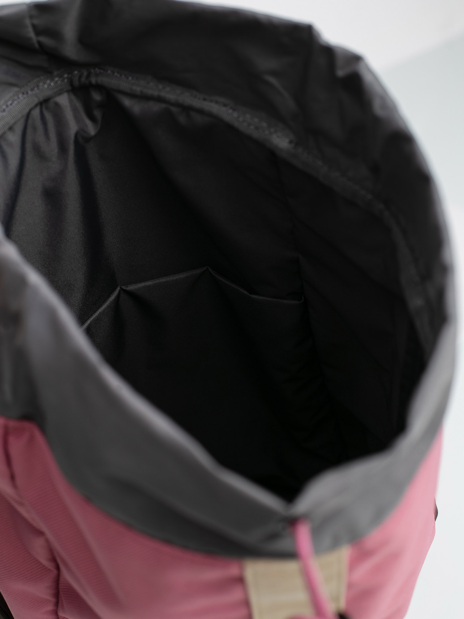 Burton Westfall 23L Backpack (rosebud)