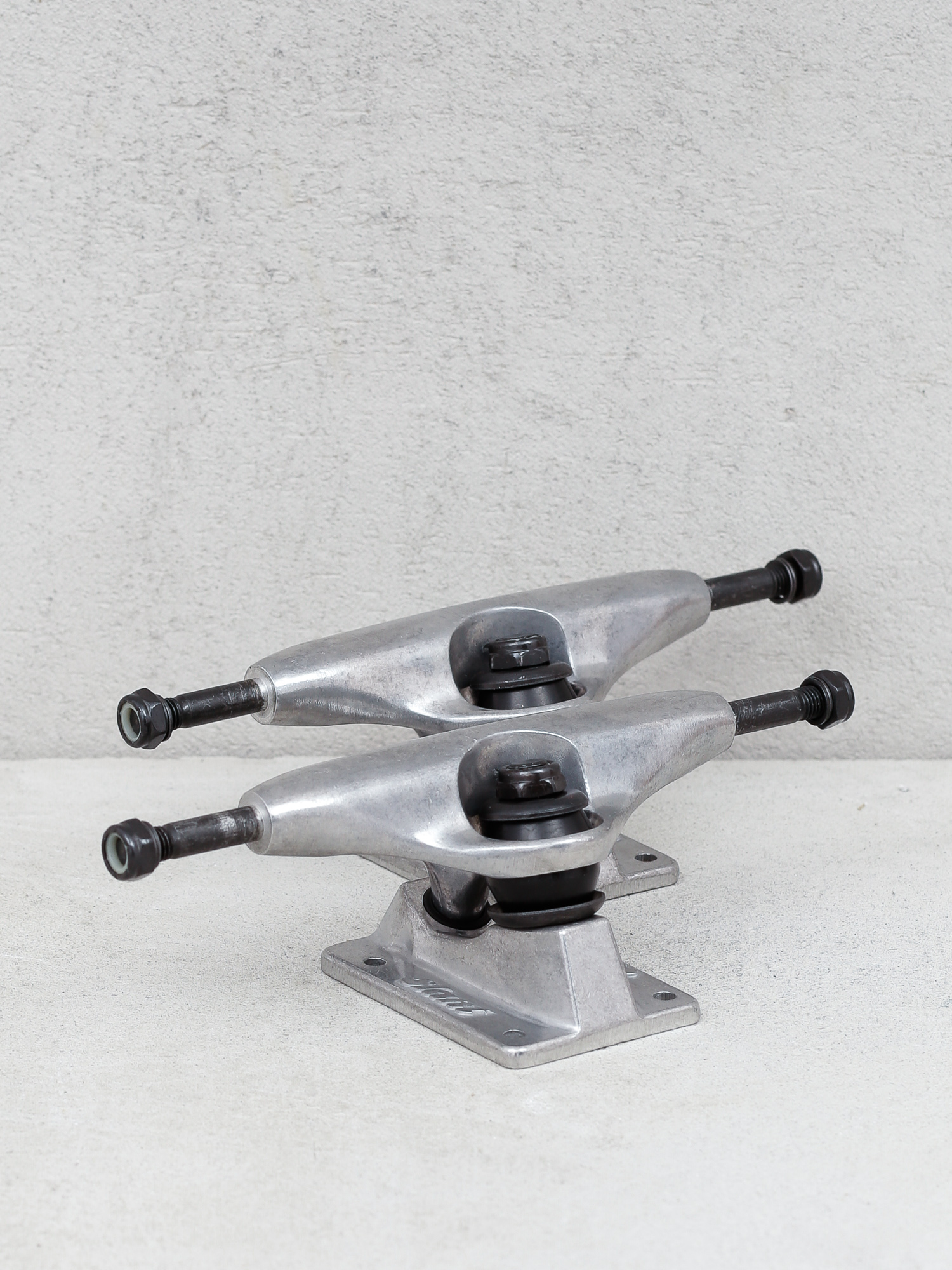 Globe Slant Standard Trucks (raw finish)