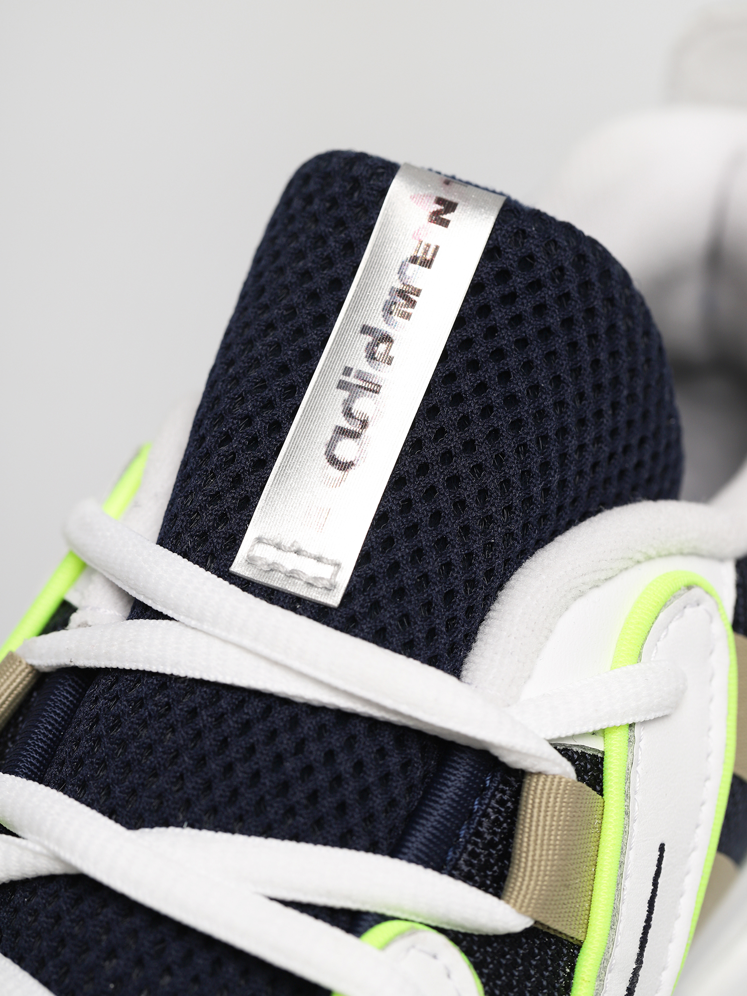 adidas Originals Eqt Gazelle Shoes (collegiate navy/gold met./solar yellow)