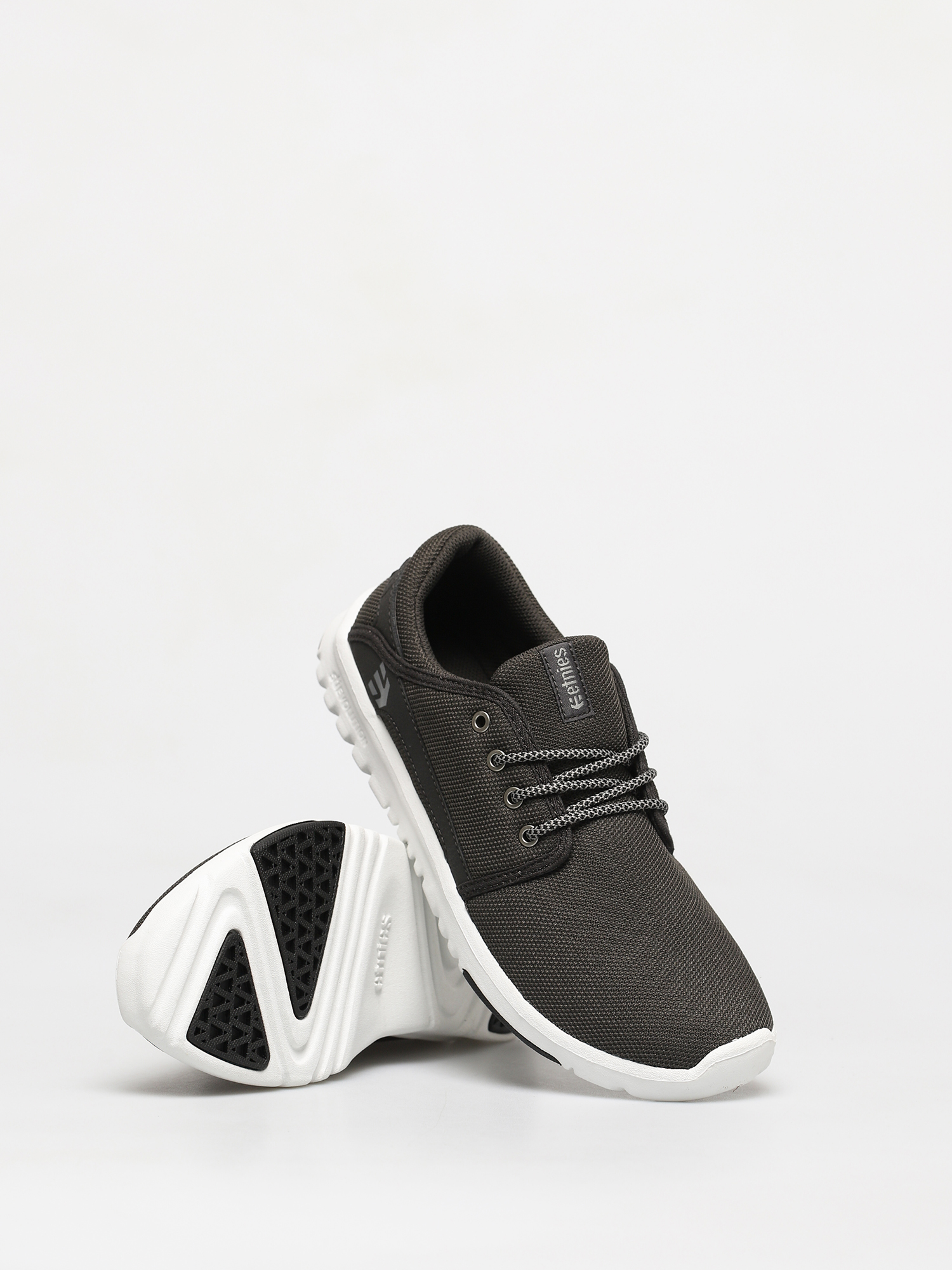 etnies scout white