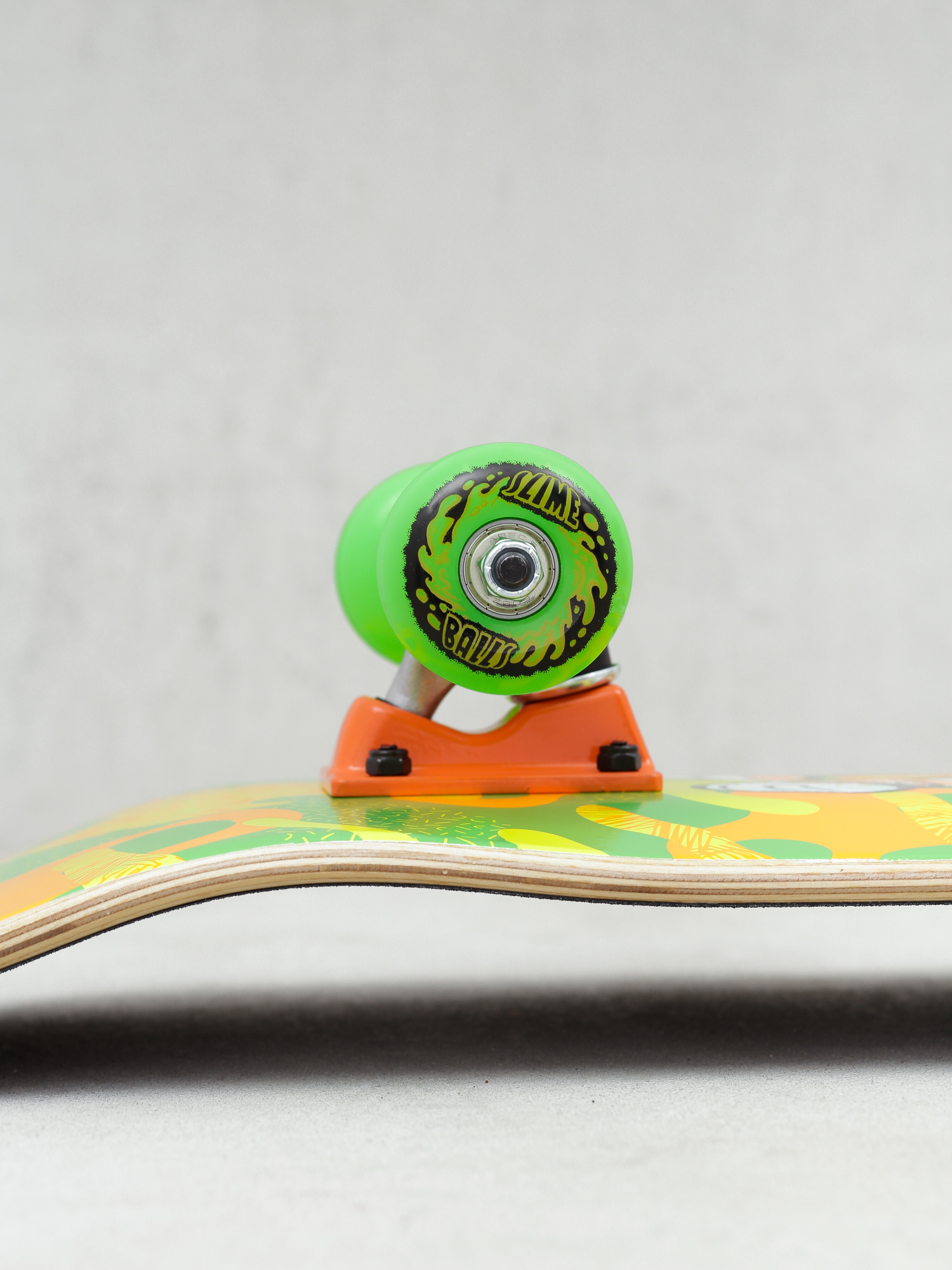 Santa Cruz Primary Hand Skateboard (green/yellow)