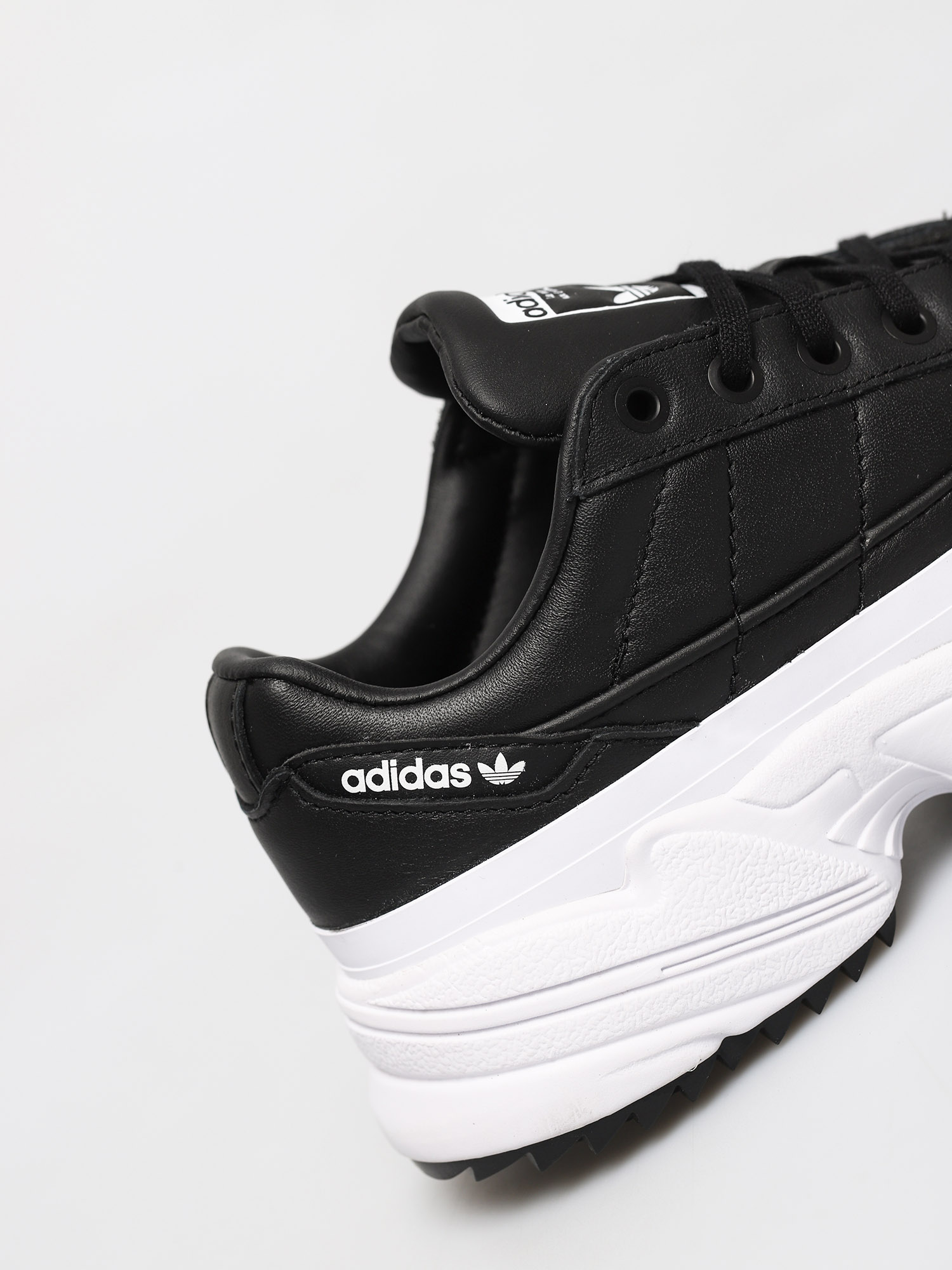 adidas Originals Kiellor Shoes Wmn (cblack/cblack/ftwwht)