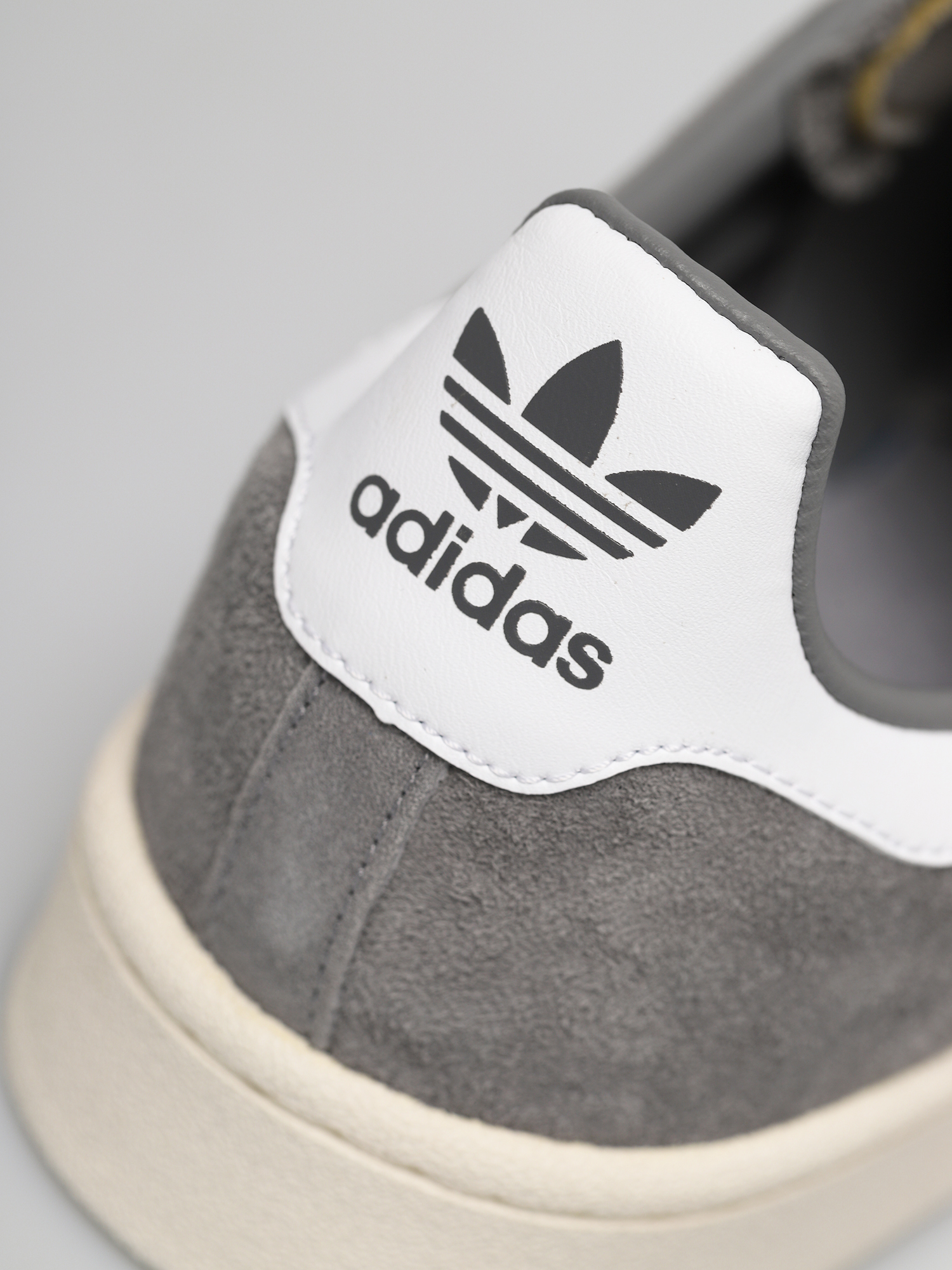adidas Originals Campus Shoes (grey three f17/ftwr white/chalk white)
