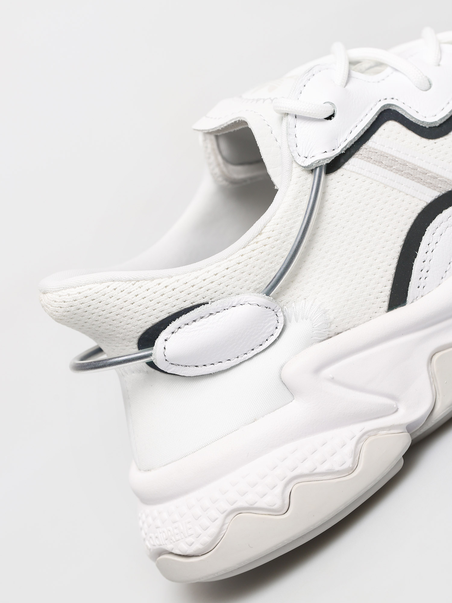 adidas Originals Ozweego Shoes (white/grey one/crystal white)