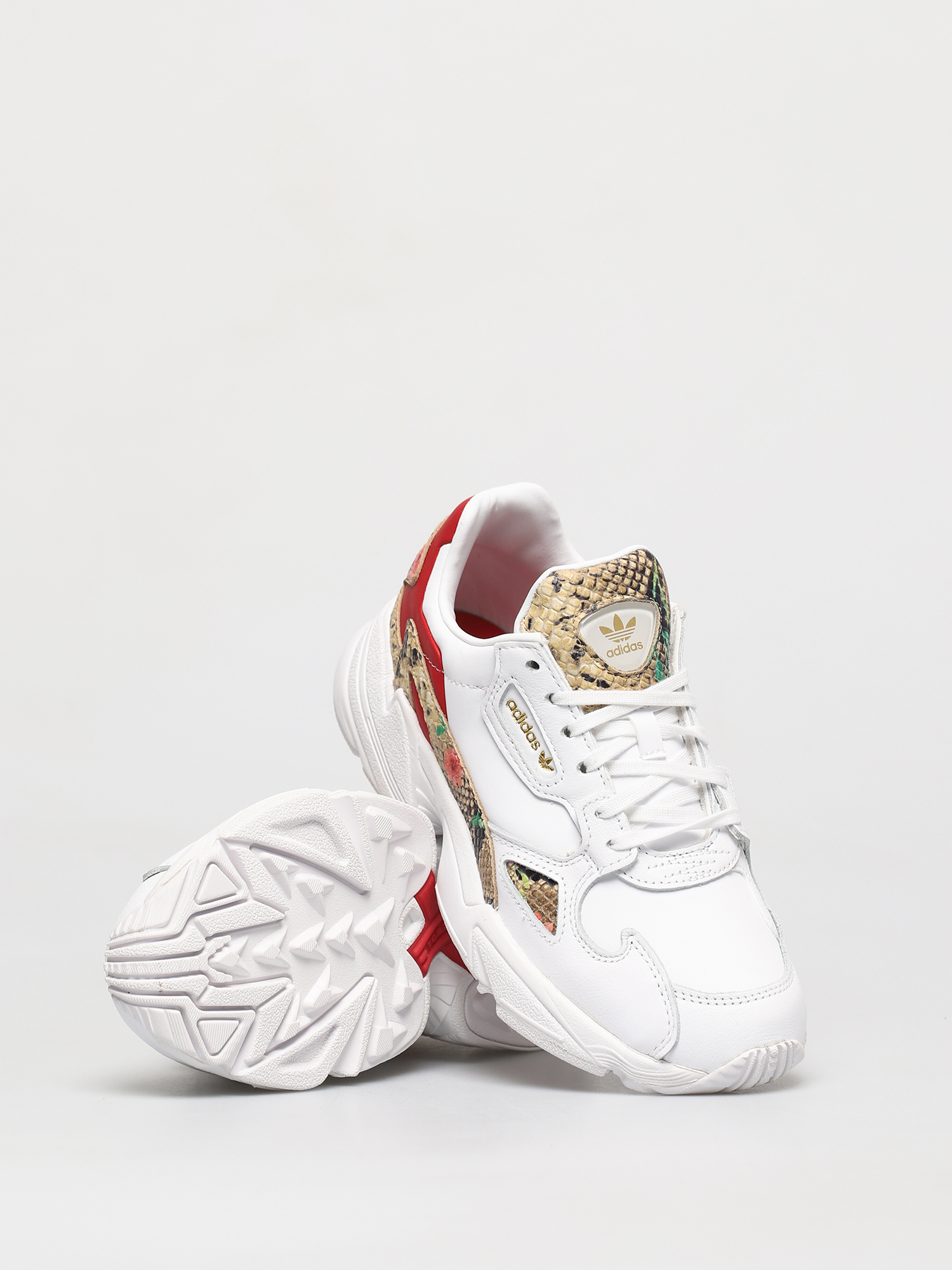 adidas Originals Falcon Shoes Wmn (white/scarlet/gold met)