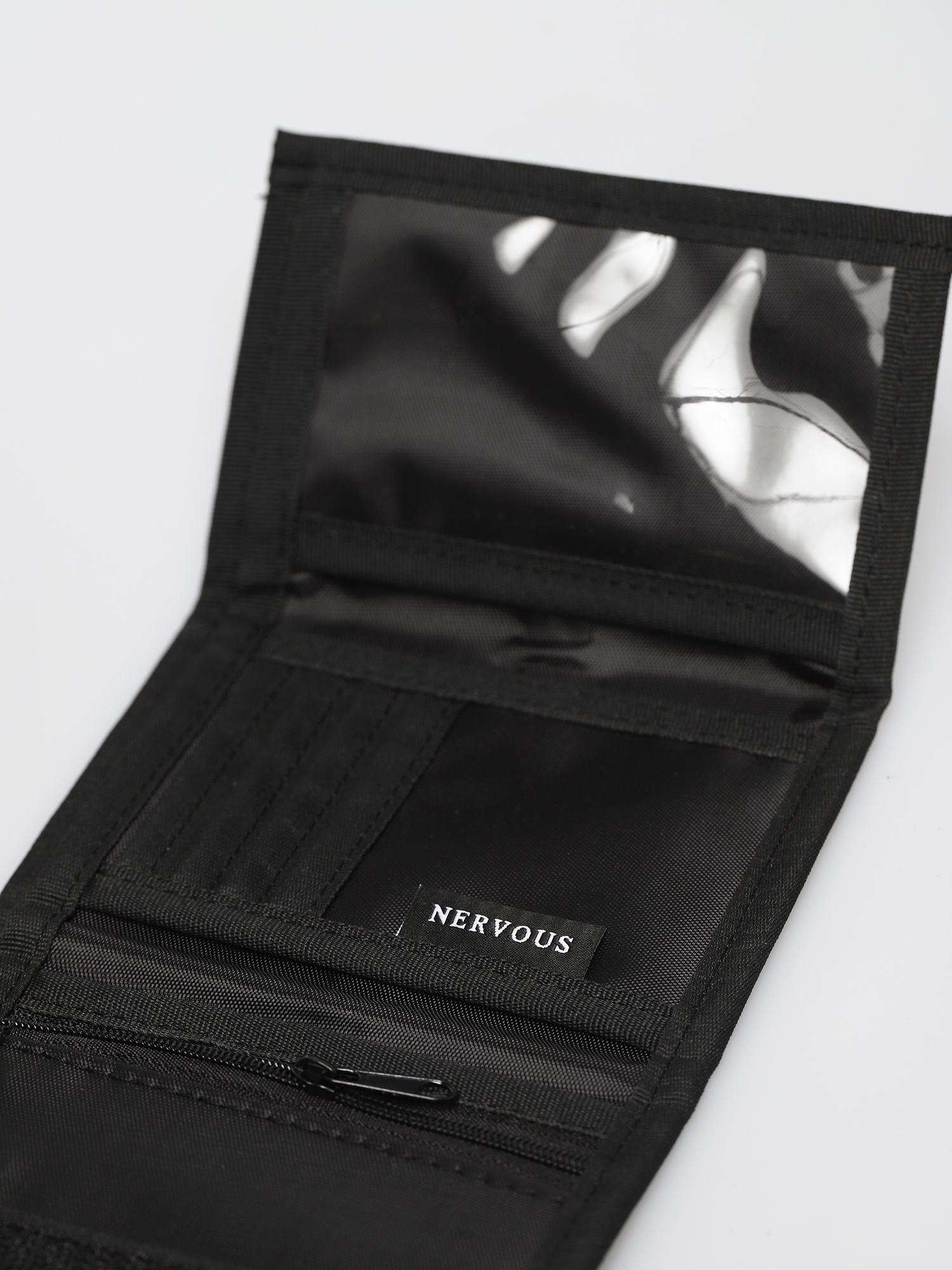 Nervous Classic Wallet (black/gold)