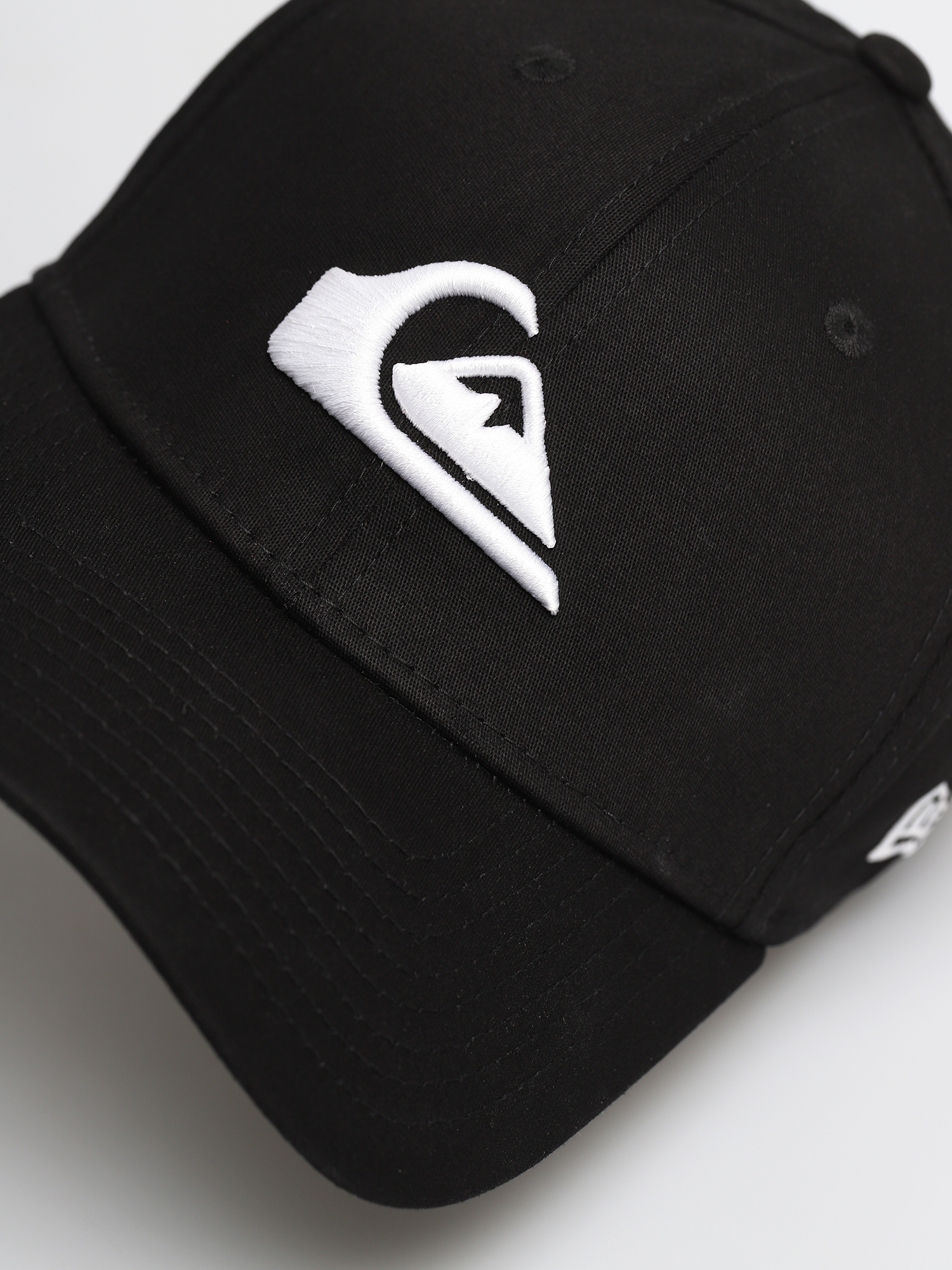 Quiksilver Mountain & Wave Black ZD Cap (white)