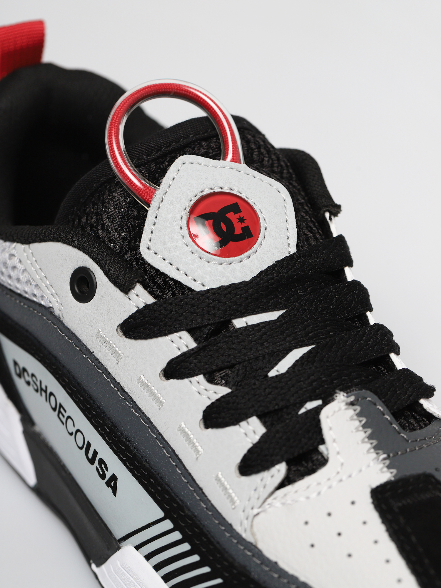 DC Legacy 98 Slim Shoes (black/grey/red)