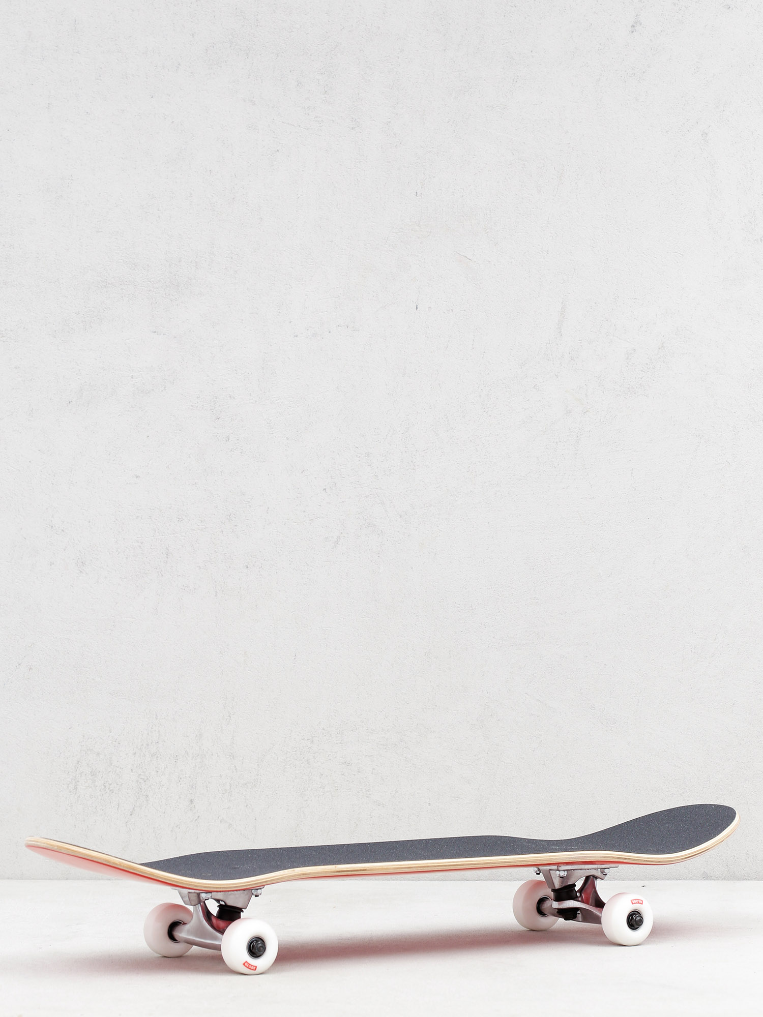 Globe Goodstock Skateboard (red)