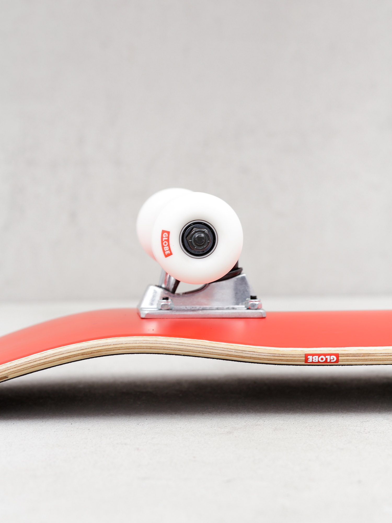 Globe Goodstock Skateboard (red)