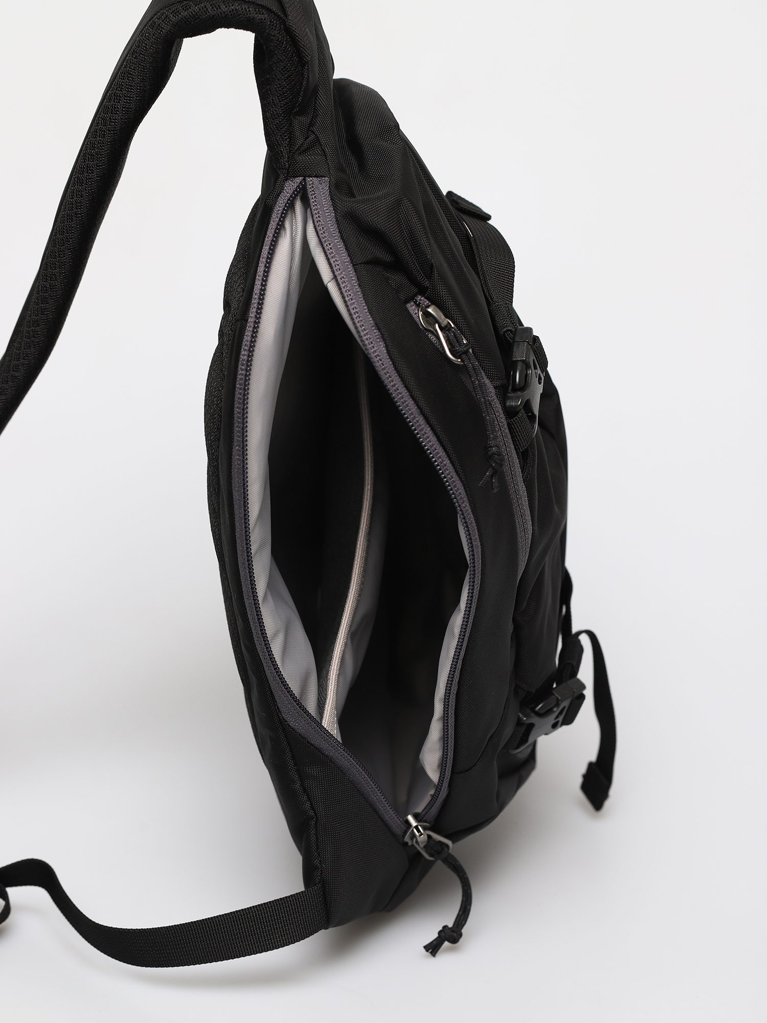 Patagonia Atom Sling 8L Rucksack (black)