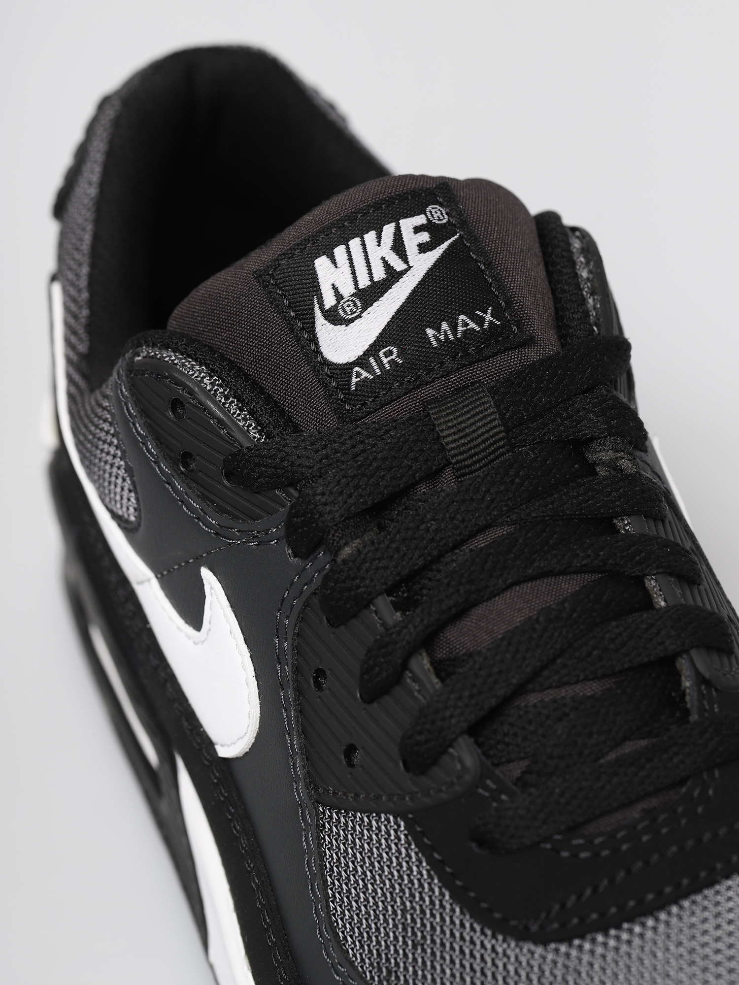 Nike Air Max 90 Shoes (iron grey/white dk smoke grey black)