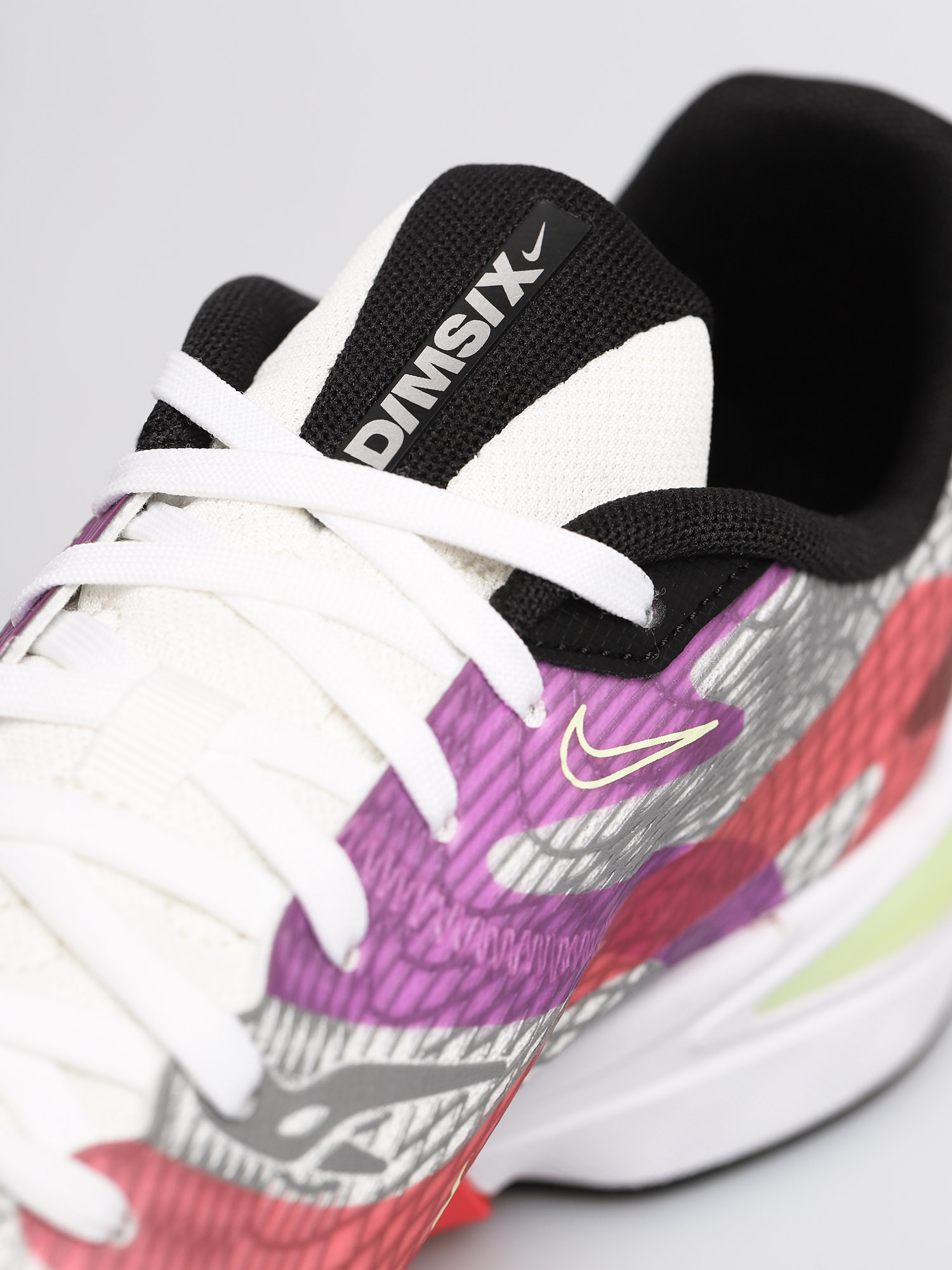 Nike Ghoswift Shoes (summit white/barely volt black)