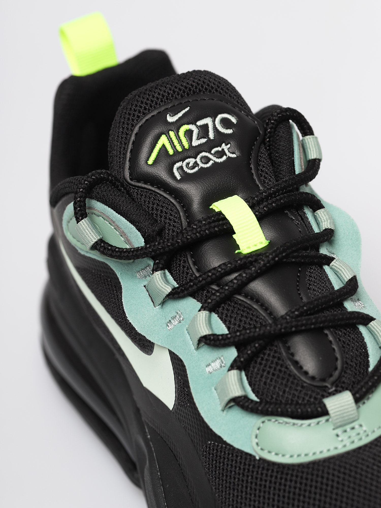 nike air max 270 react pistachio frost