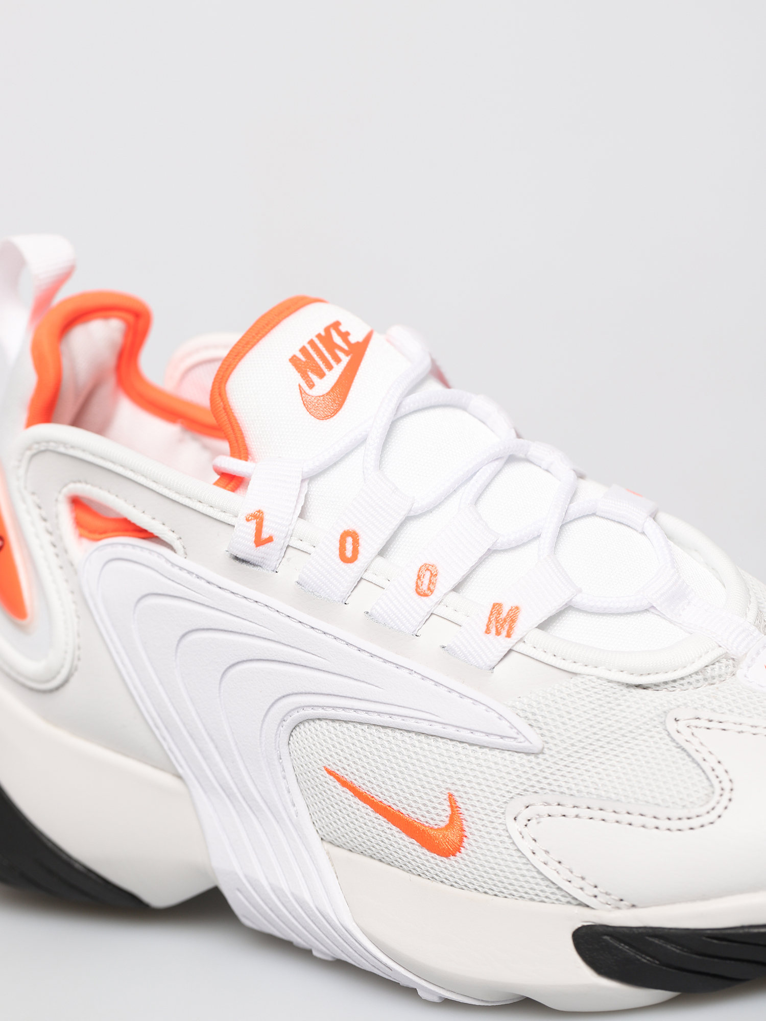 Nike Zoom 2K Shoes Wmn (platinum tint/hyper crimson white black)