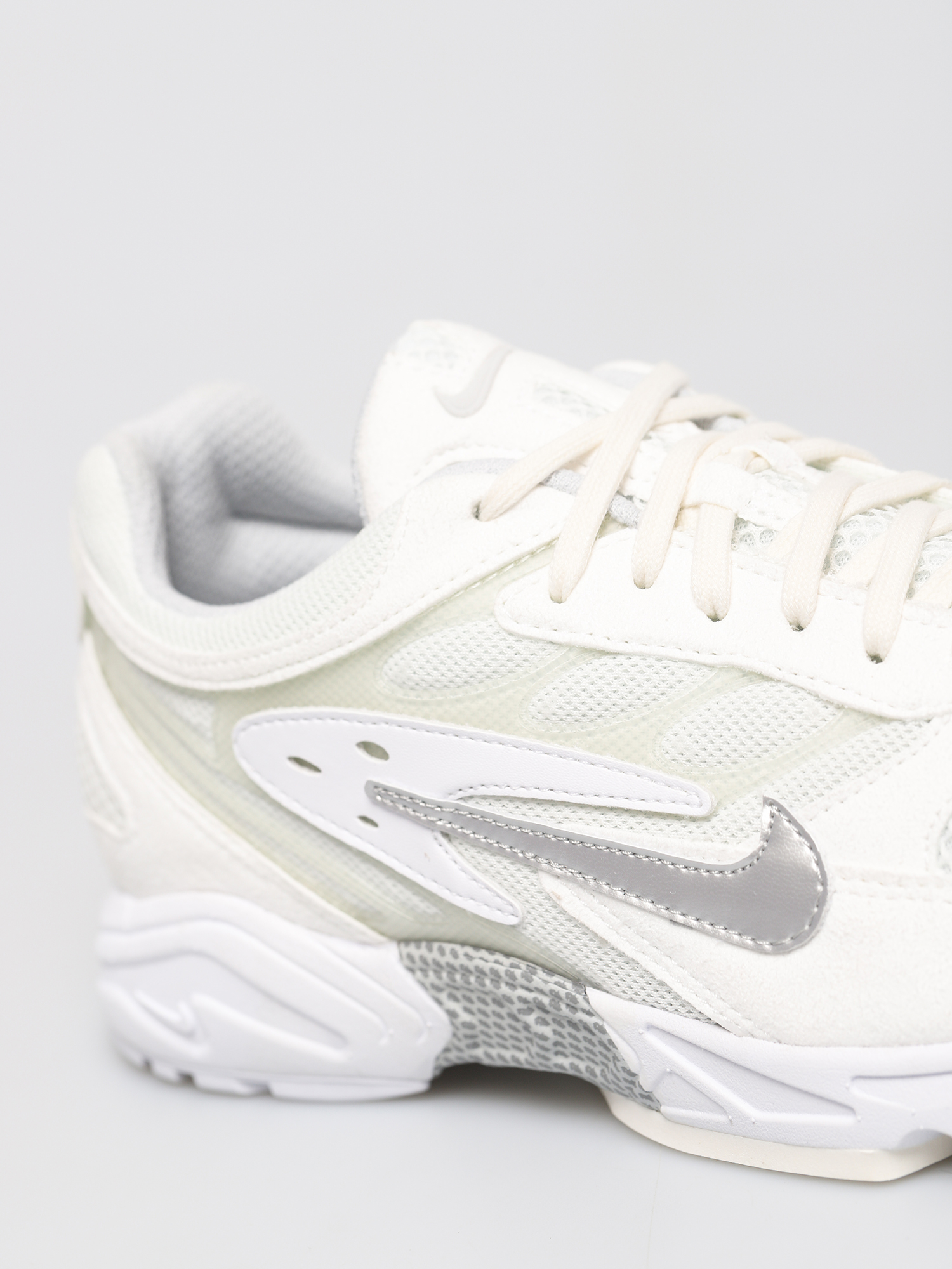 Nike Air Ghost Racer Shoes (white/pure platinum sail)