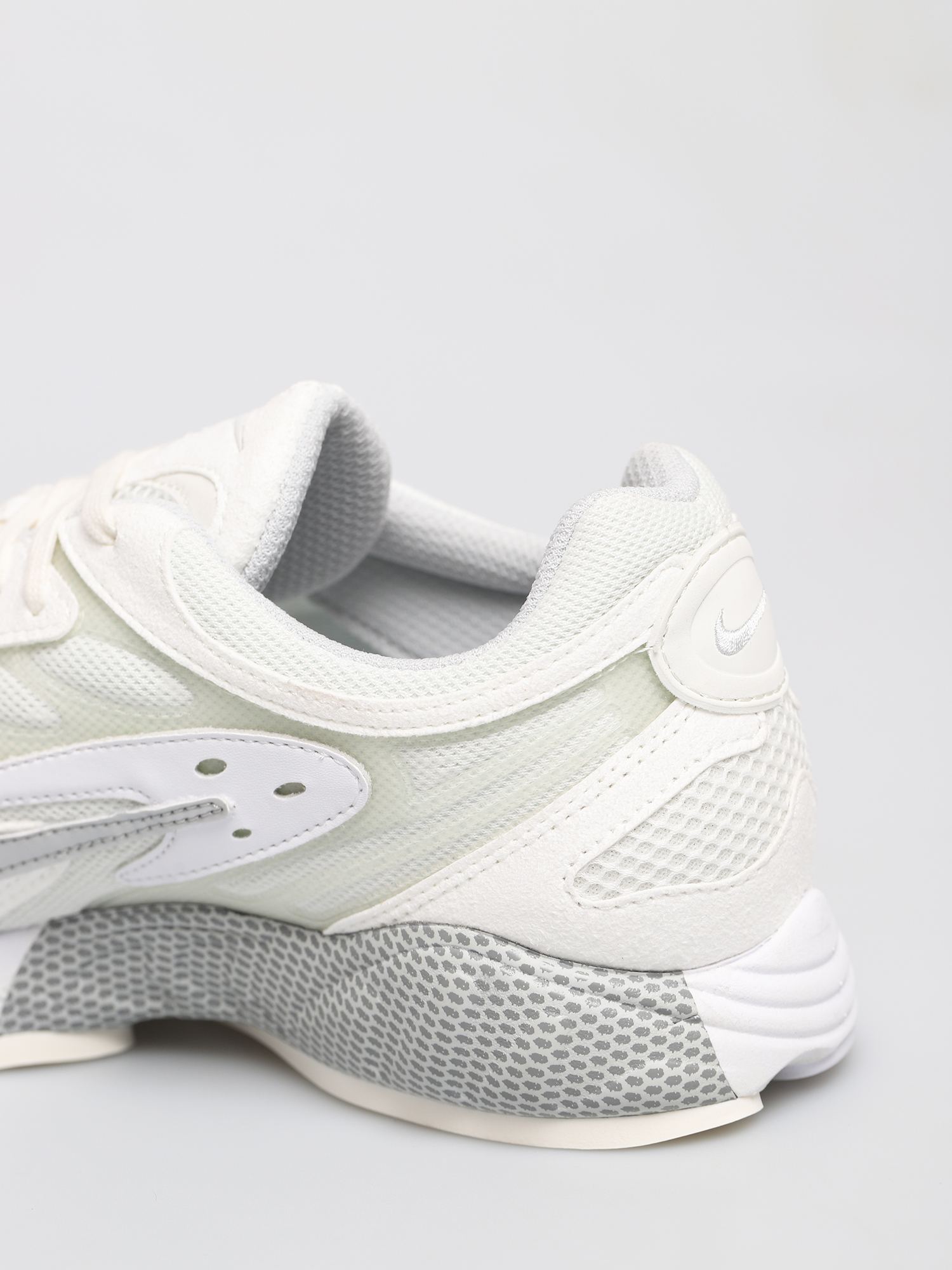 Nike Air Ghost Racer Shoes (white/pure platinum sail)