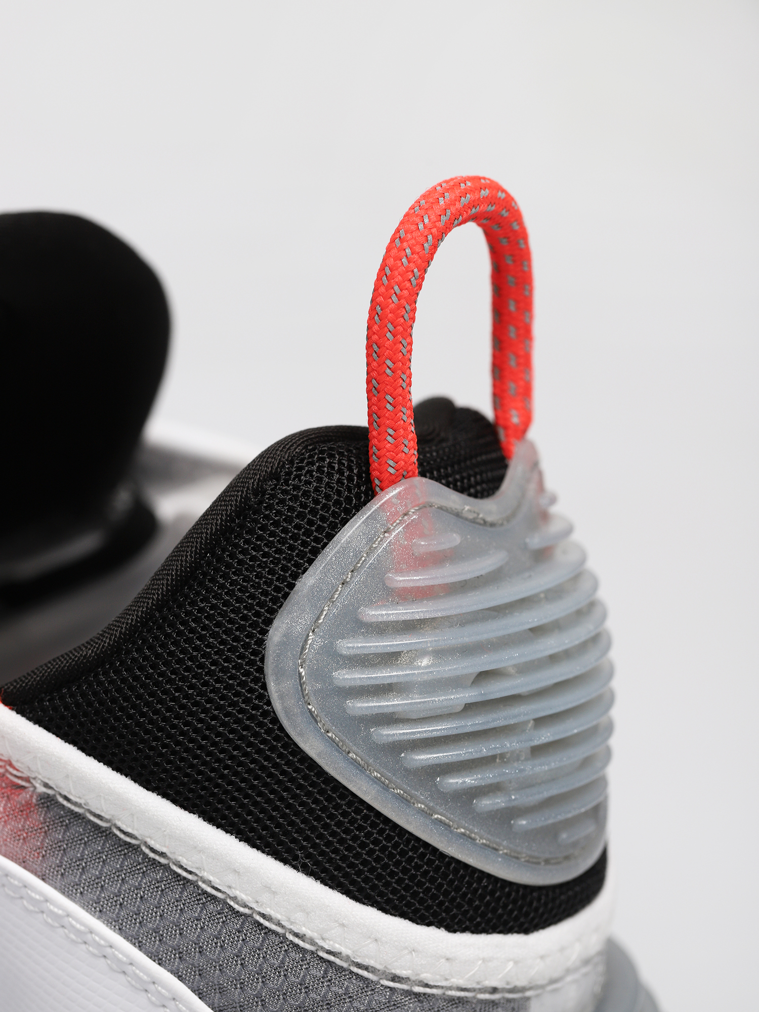 Nike Air Max 2090 Shoes (white/black pure platinum bright crimson)